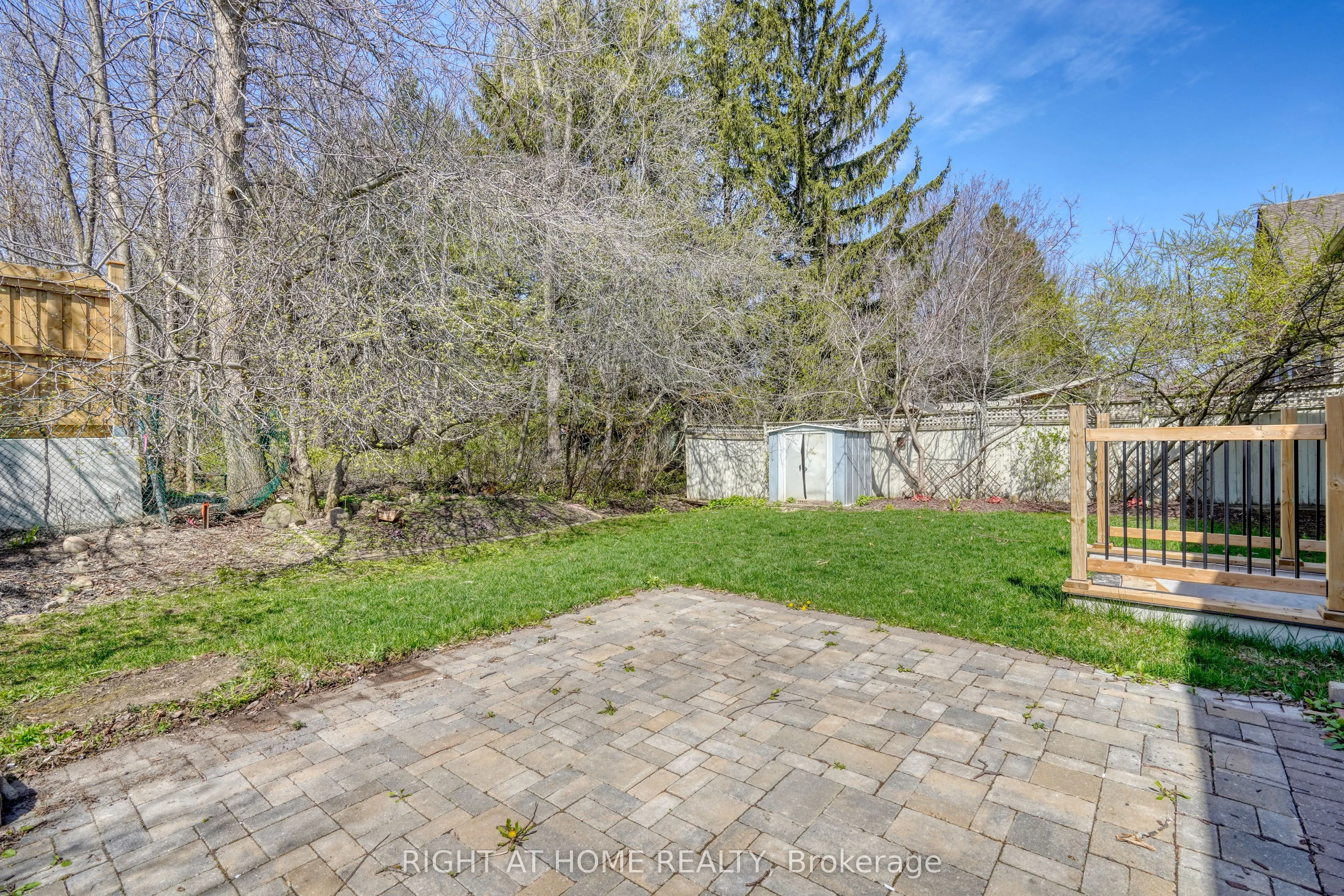 24 O'shaughnessy Crescent, #Main Fl
