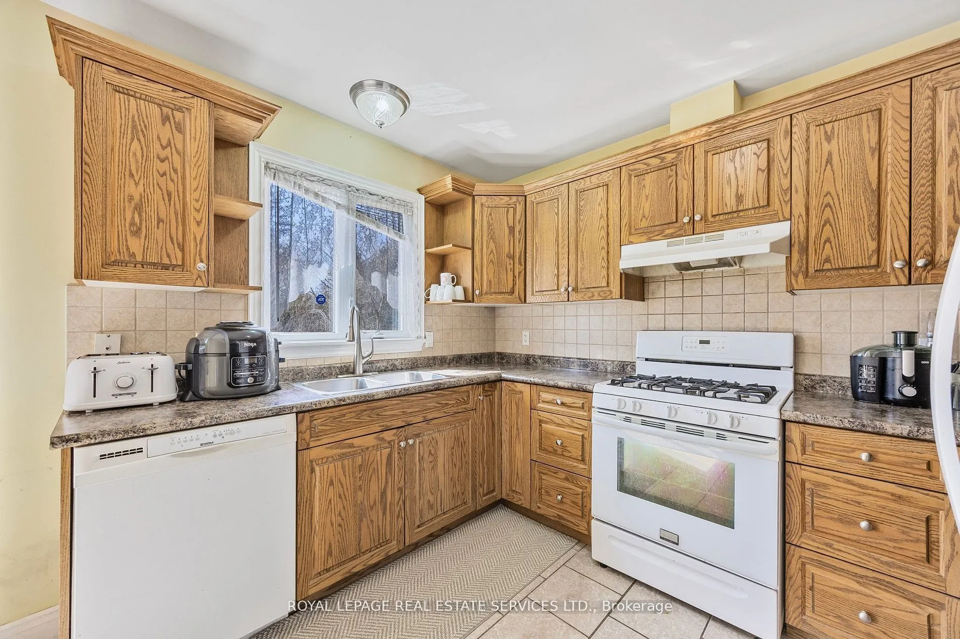 96 46th Street N