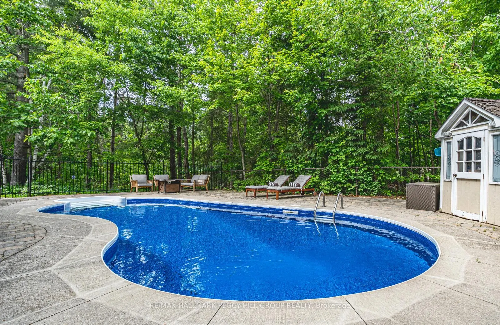 24 Willow Bay Drive