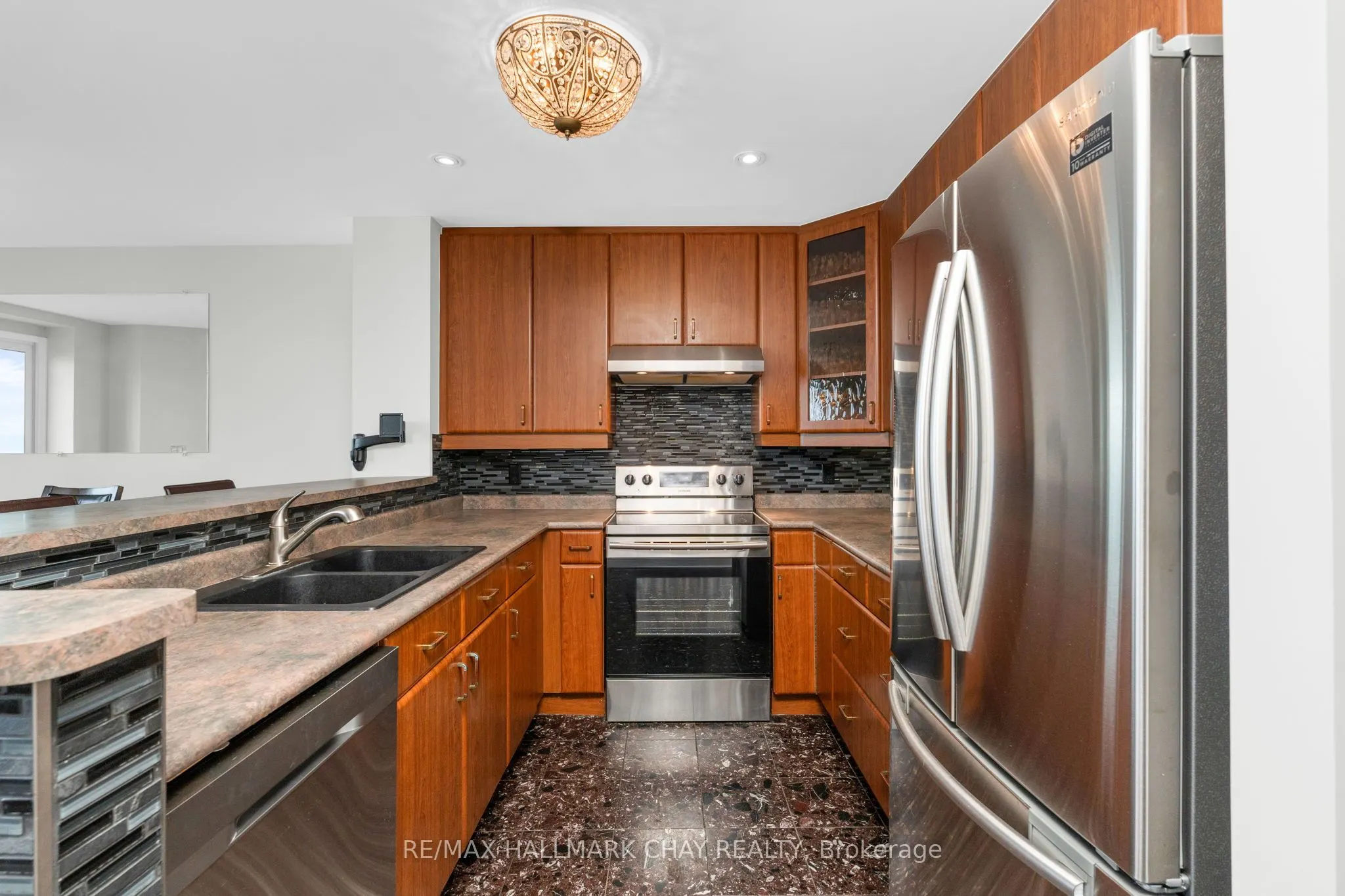 2 TORONTO Street, #910