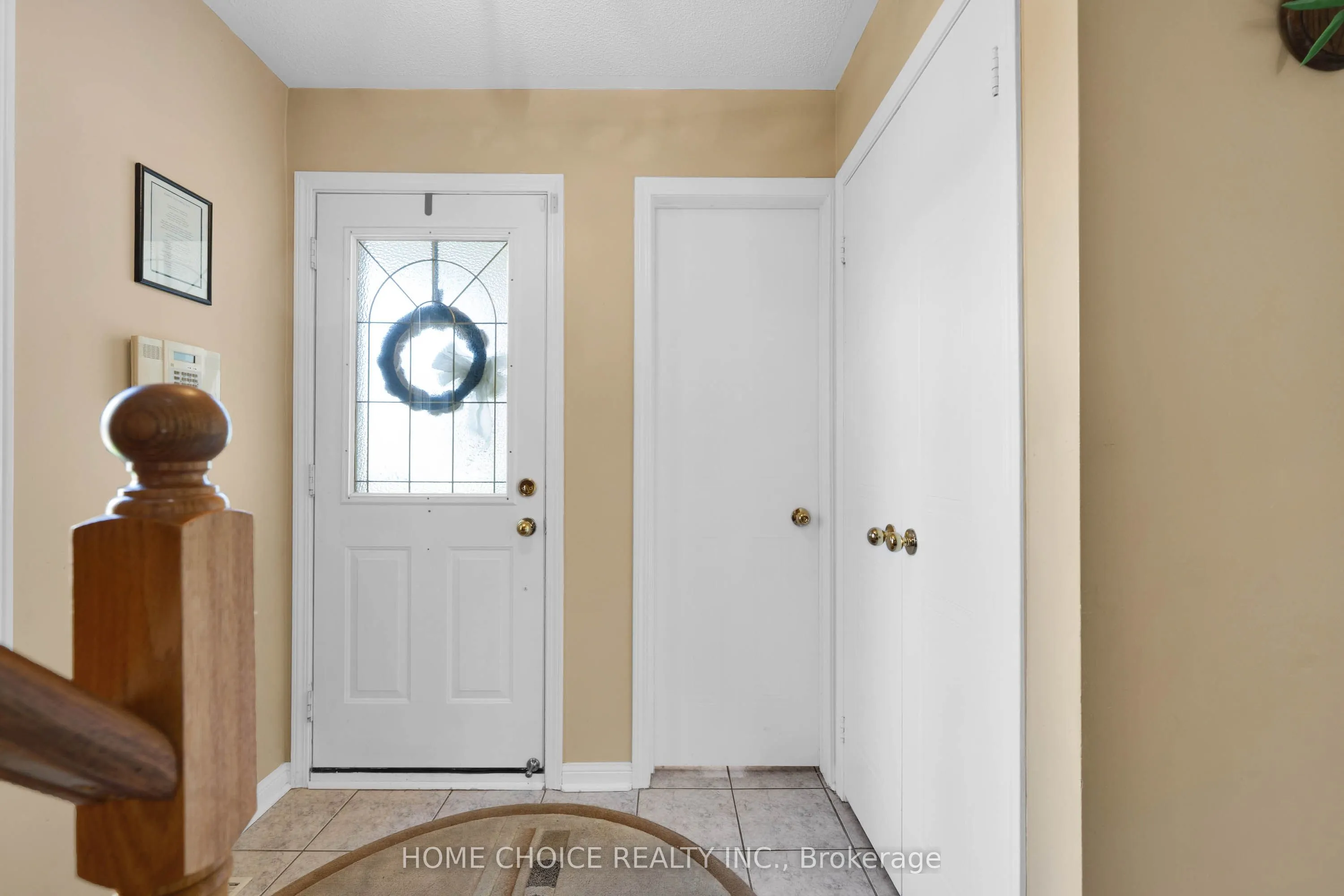 40 Aikens Crescent