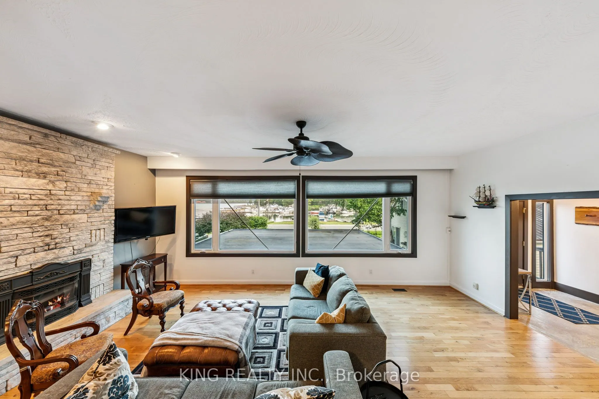 602 CHAMPLAIN Road