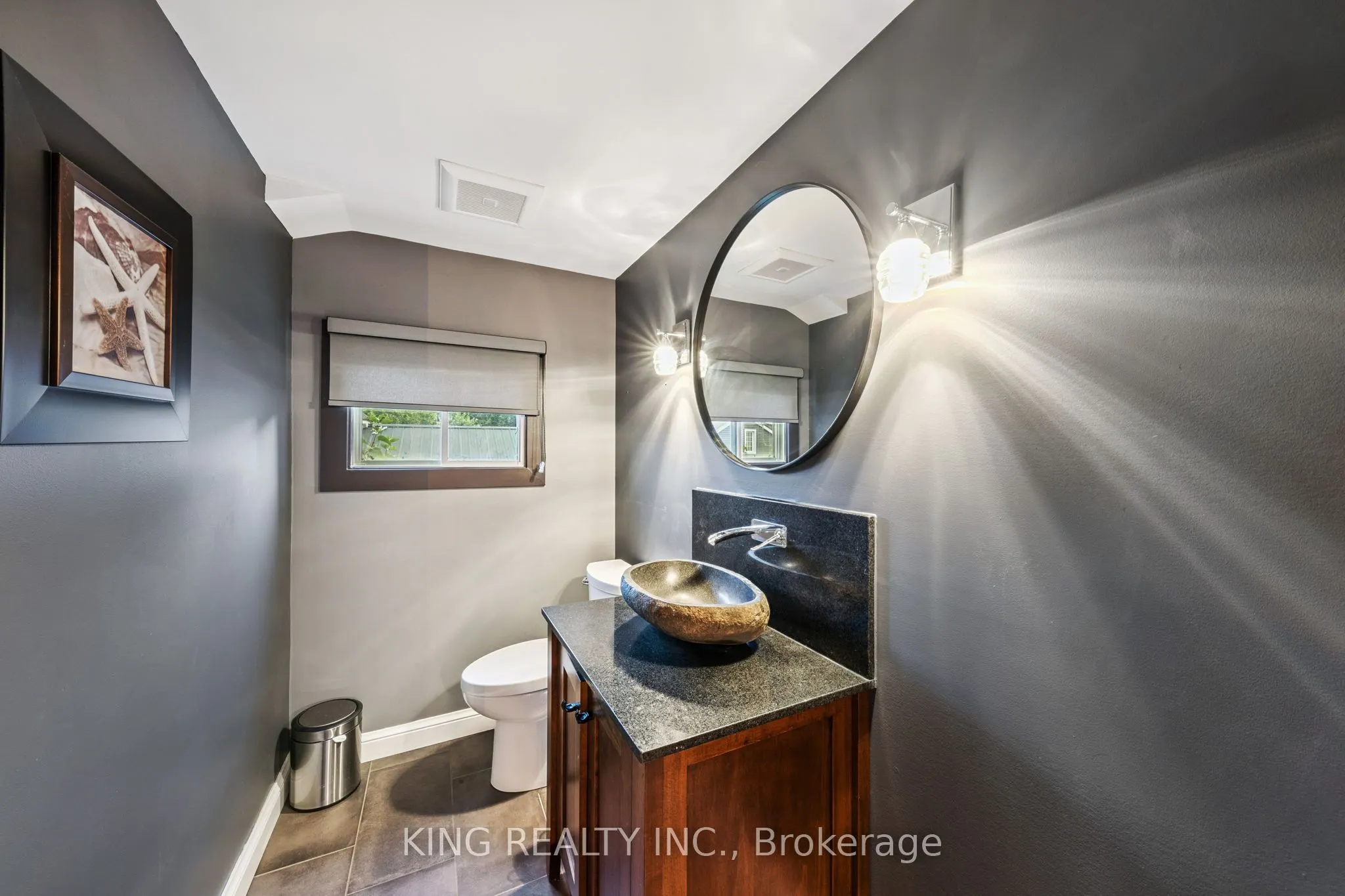602 CHAMPLAIN Road