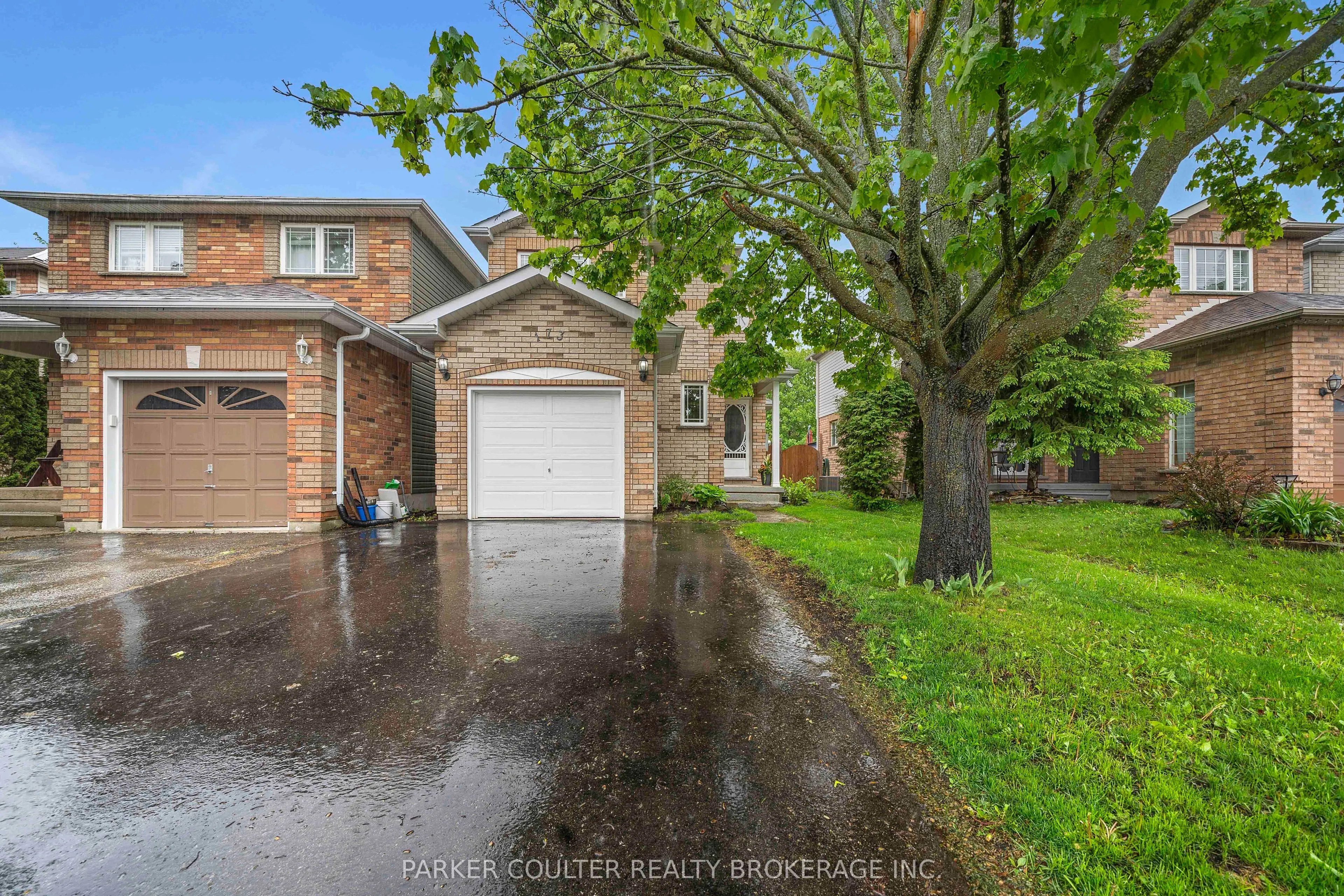 173 Julia Crescent