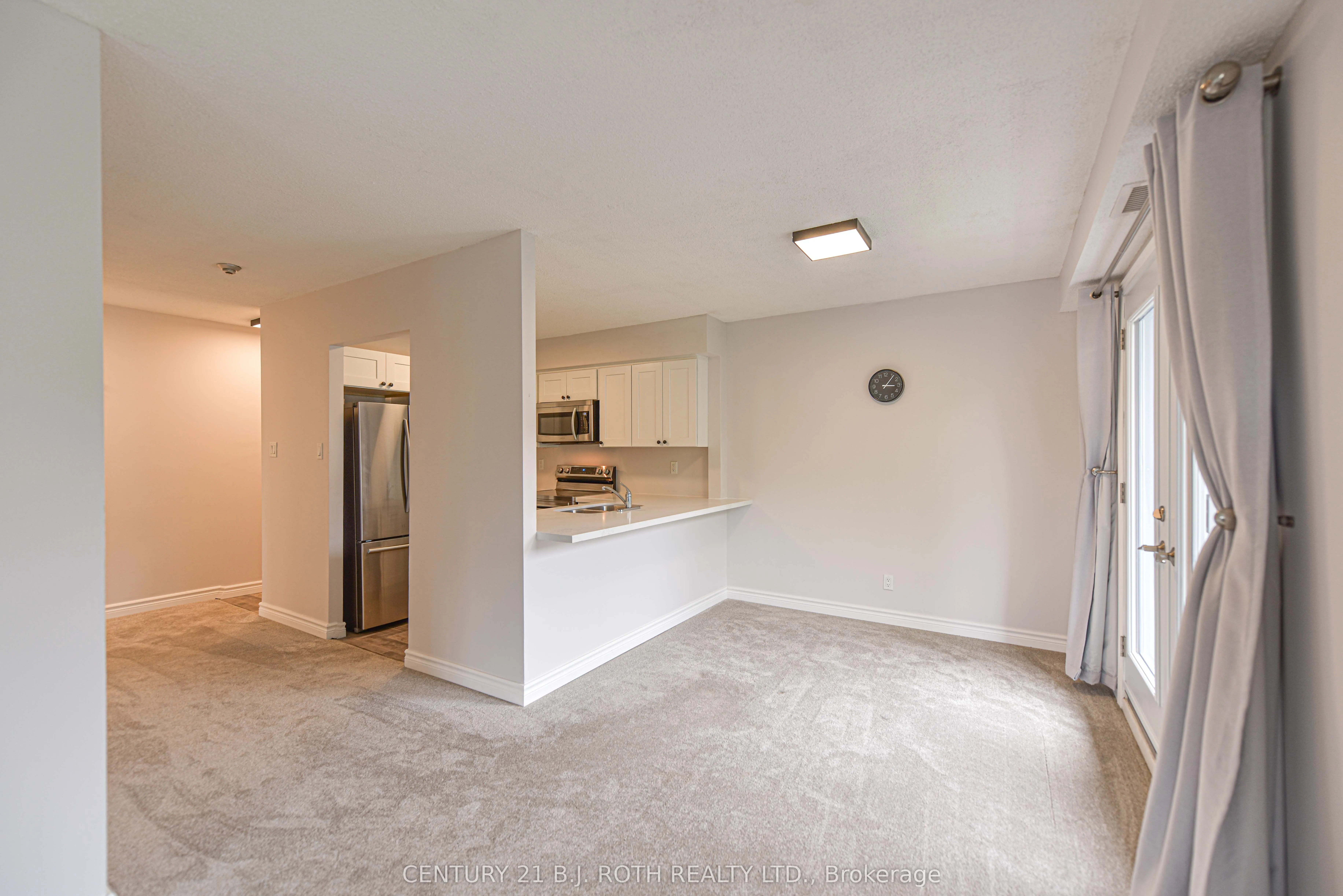 125 BOND Street, #302