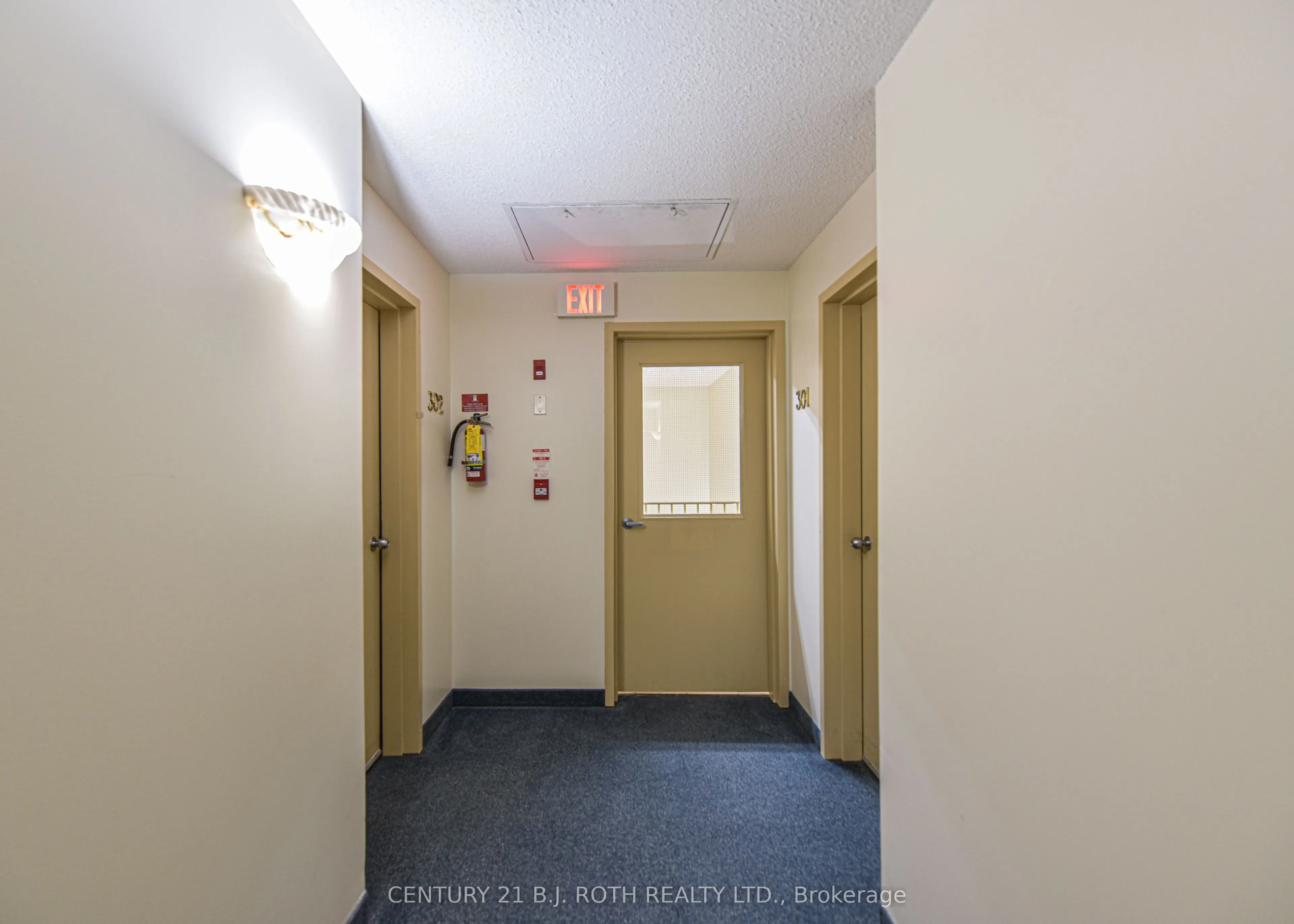 125 BOND Street, #302