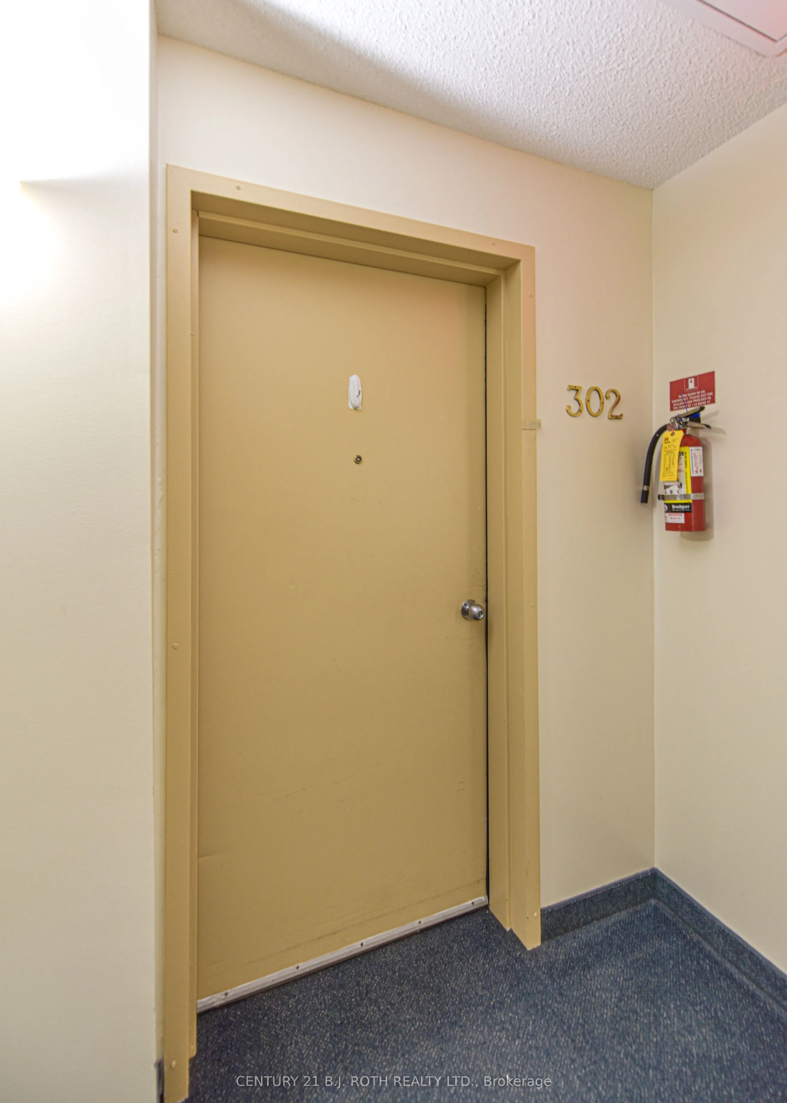 125 BOND Street, #302