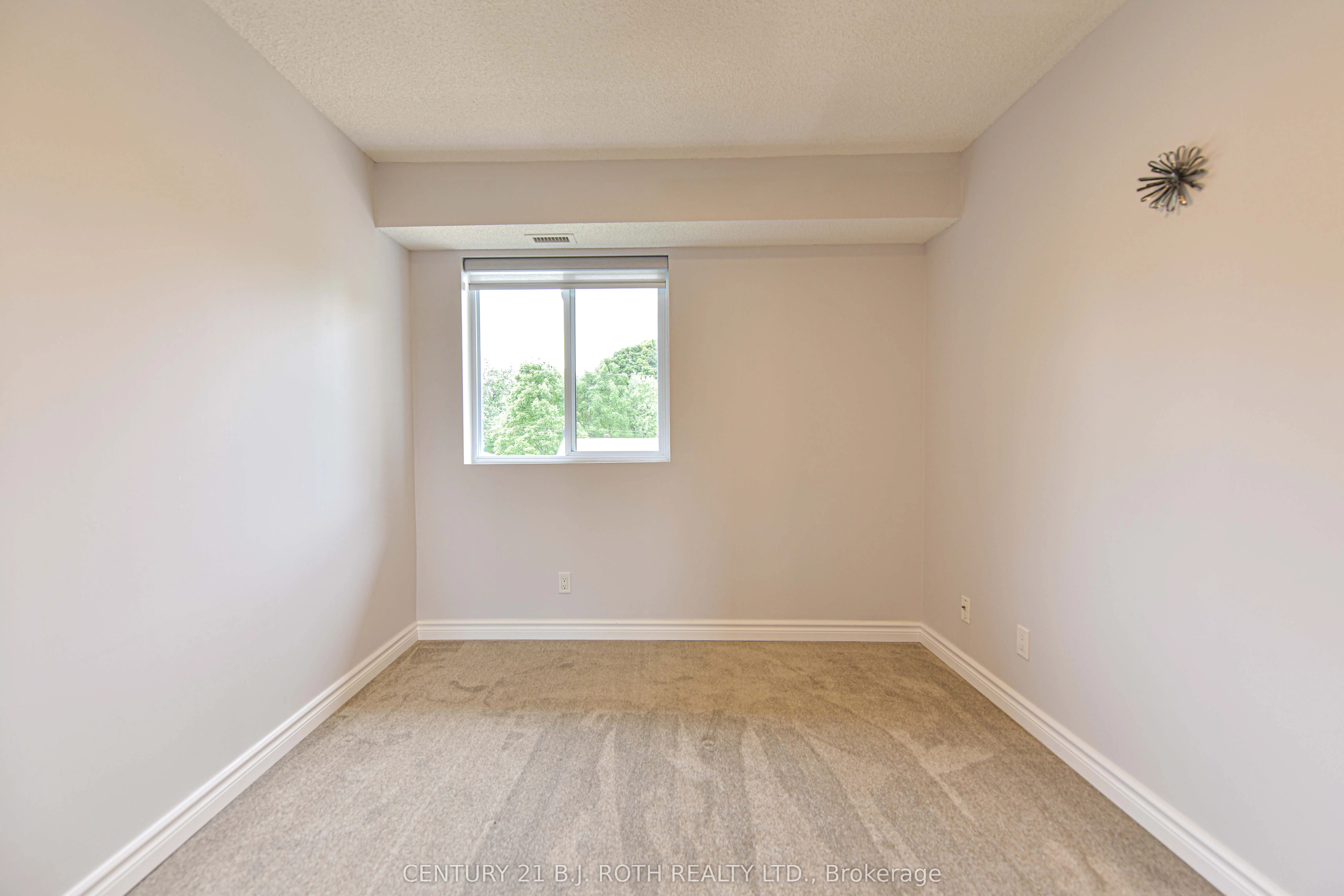 125 BOND Street, #302