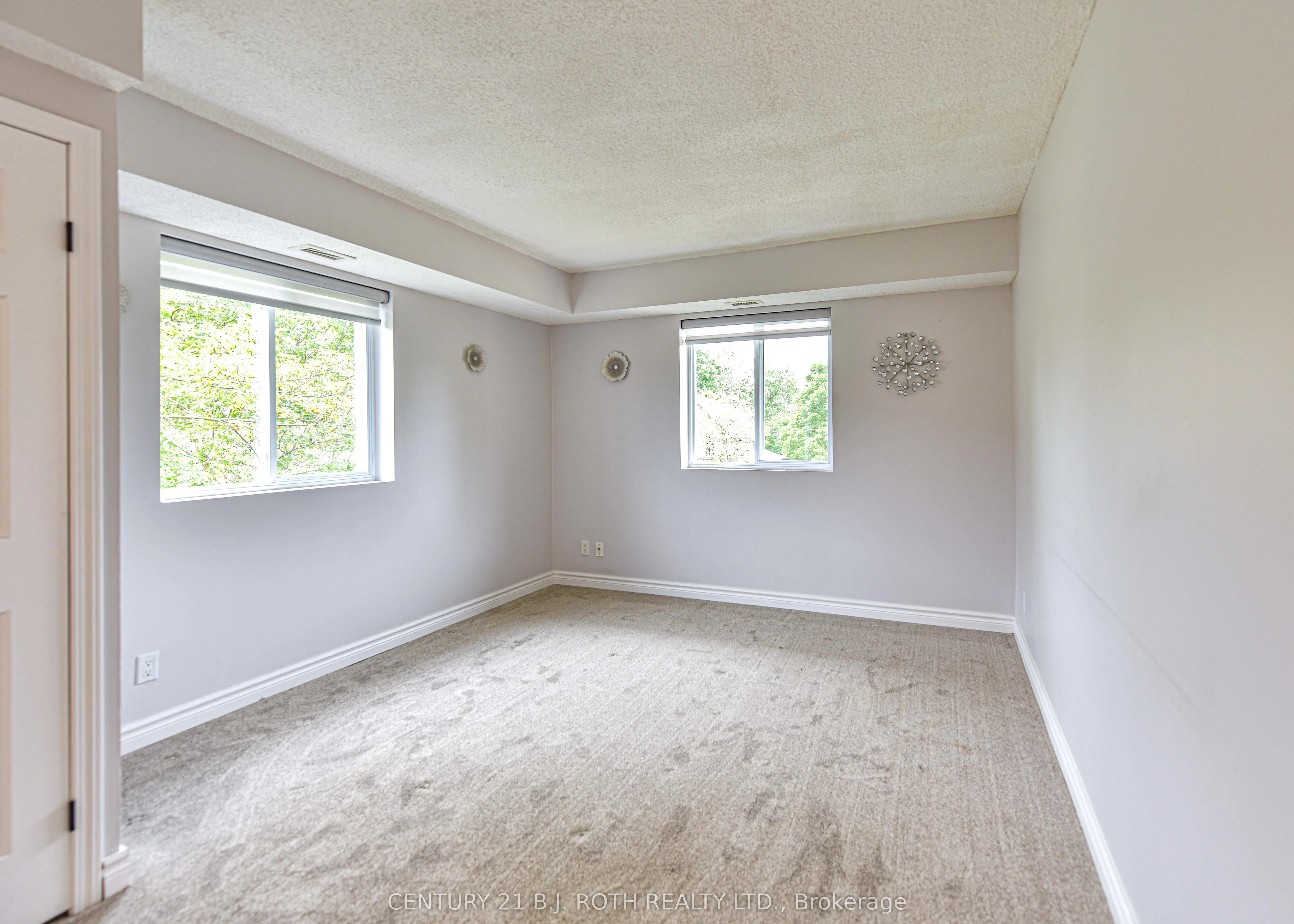 125 BOND Street, #302