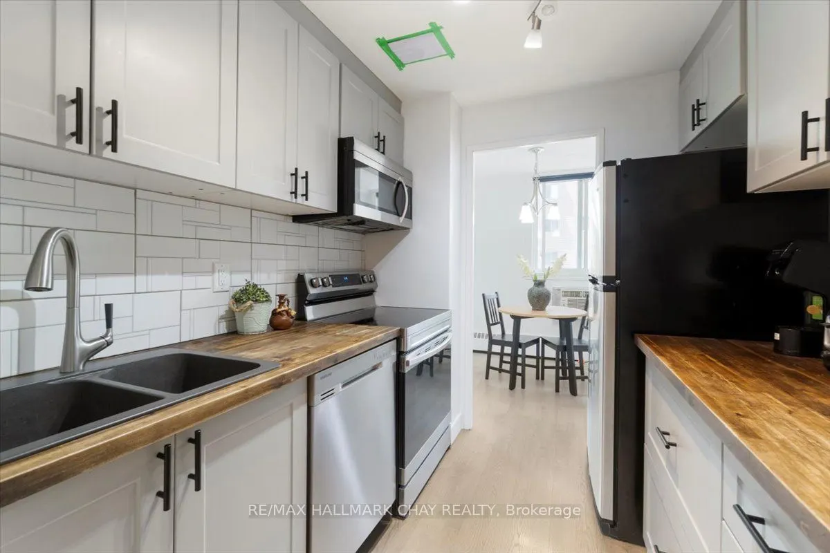 2 Albert Street, #43