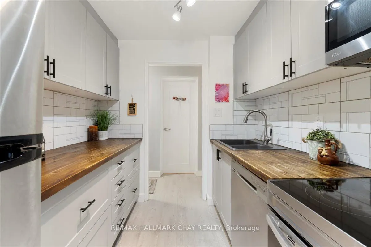 2 Albert Street, #43