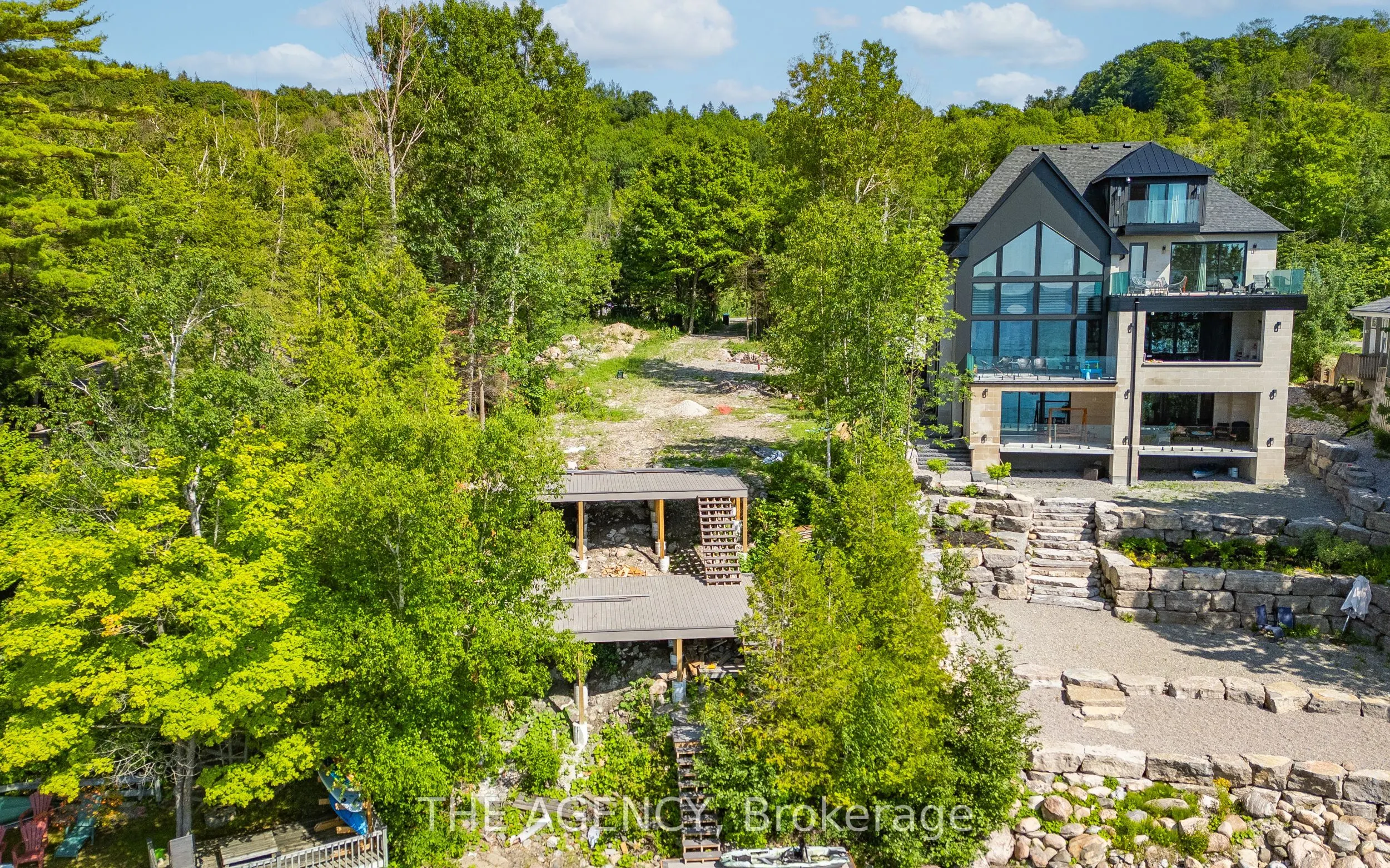 466 Silver Birch Drive