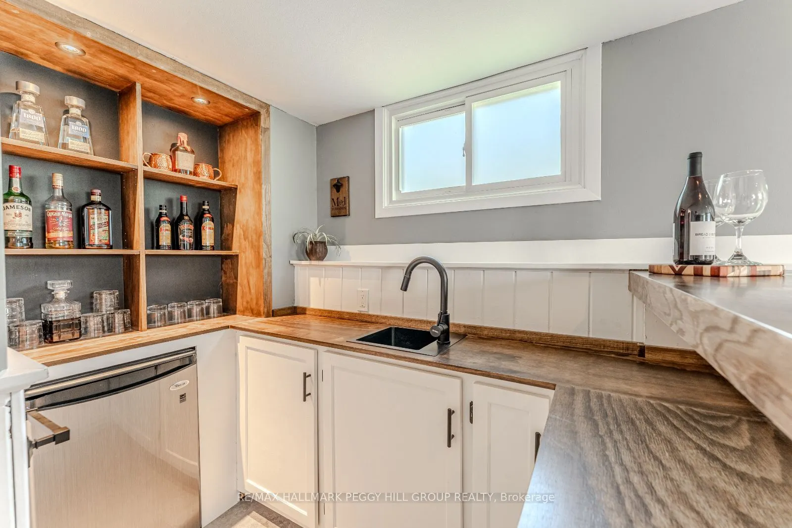40 McConkey Place