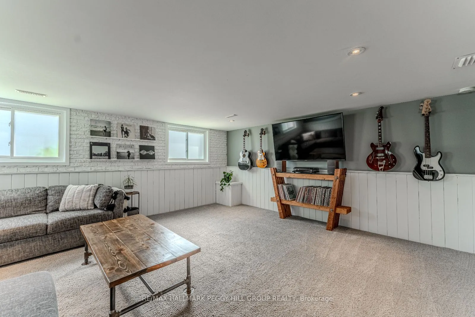 40 McConkey Place