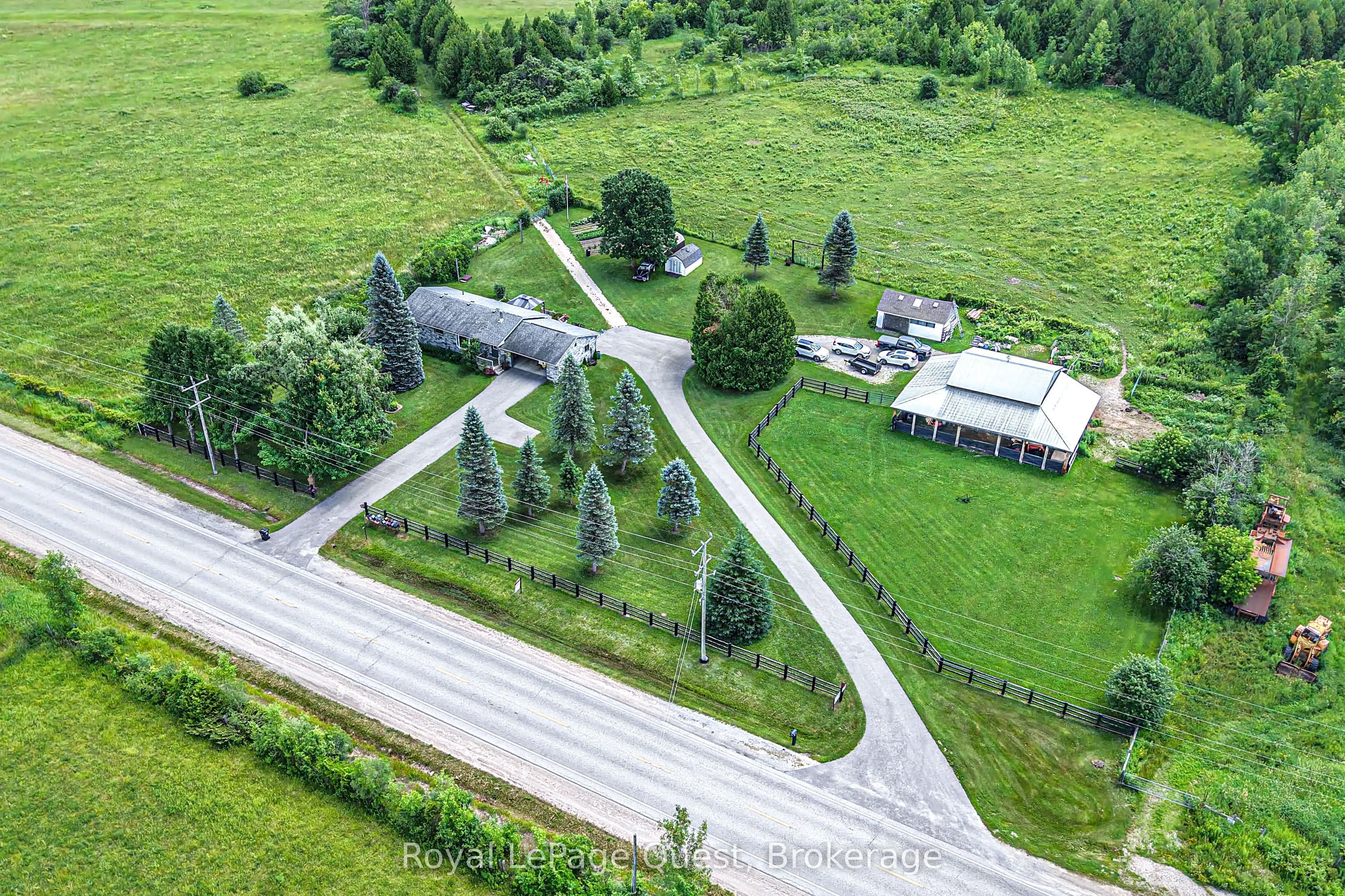 3891 Monck Road