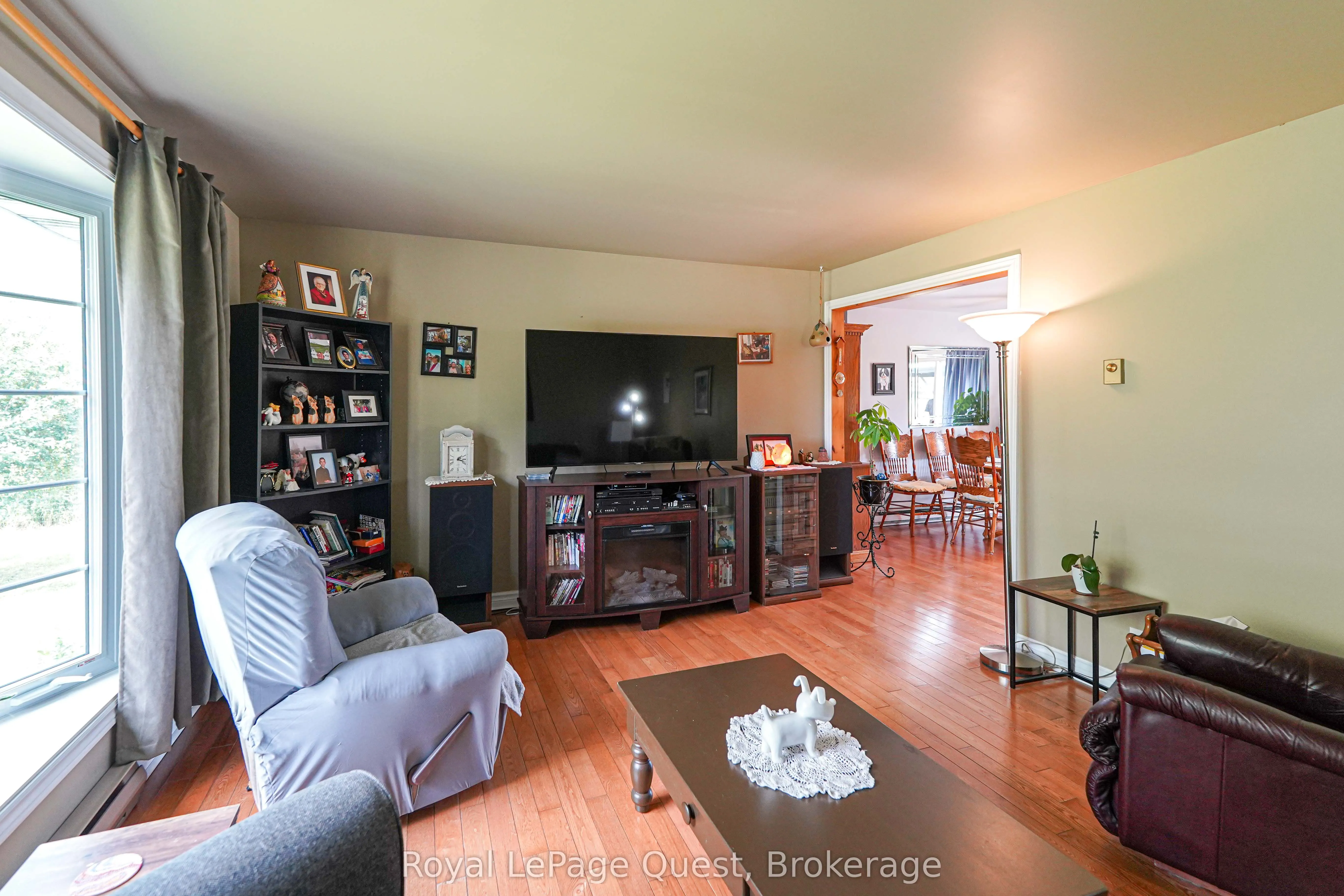 3891 Monck Road