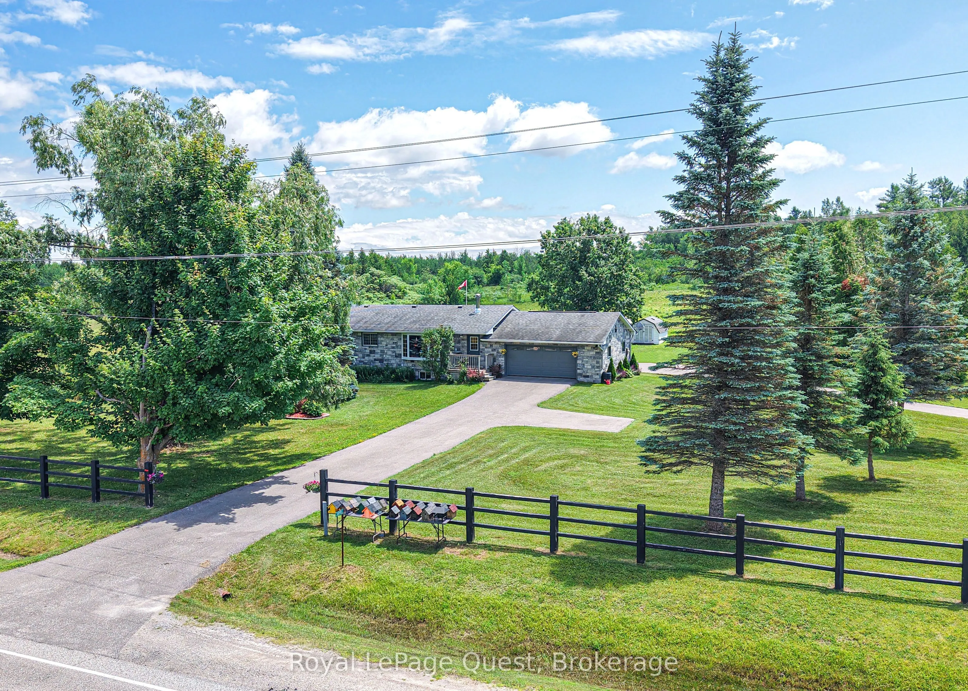 3891 Monck Road