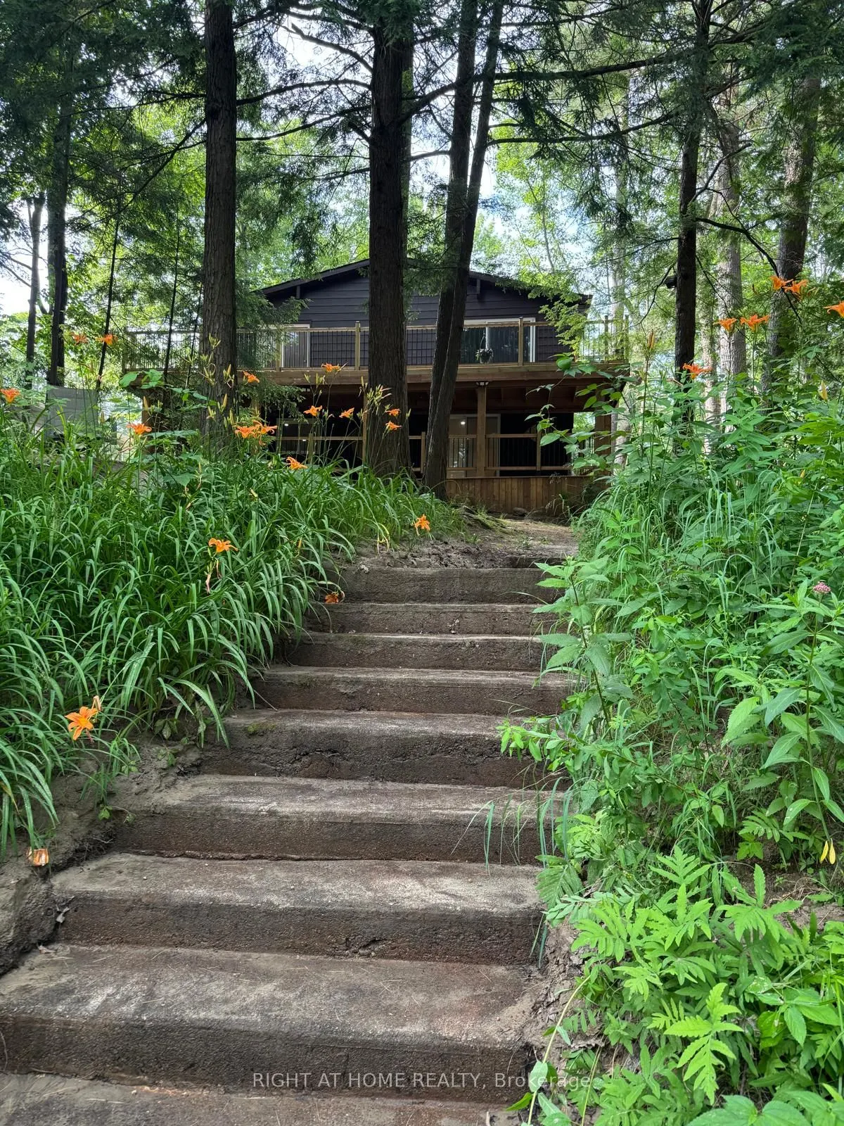 7459 Island Crescent