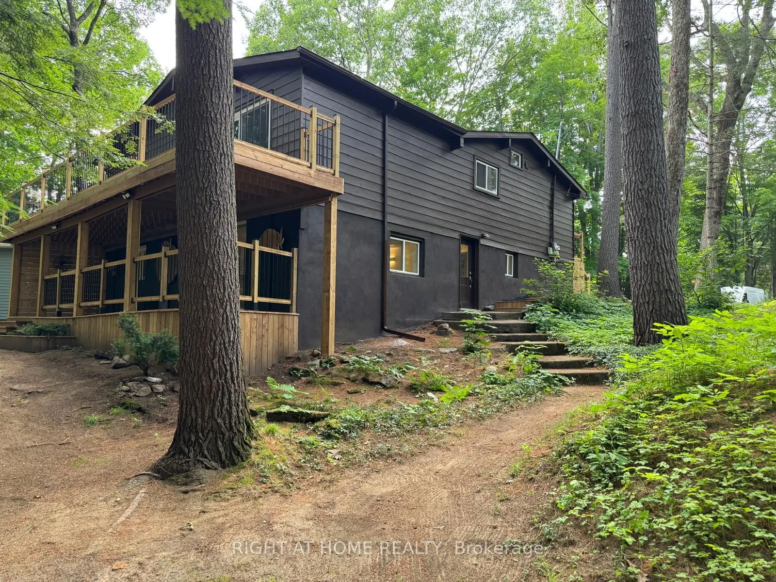 7459 Island Crescent