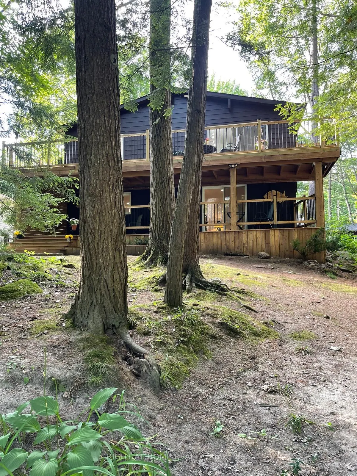 7459 Island Crescent