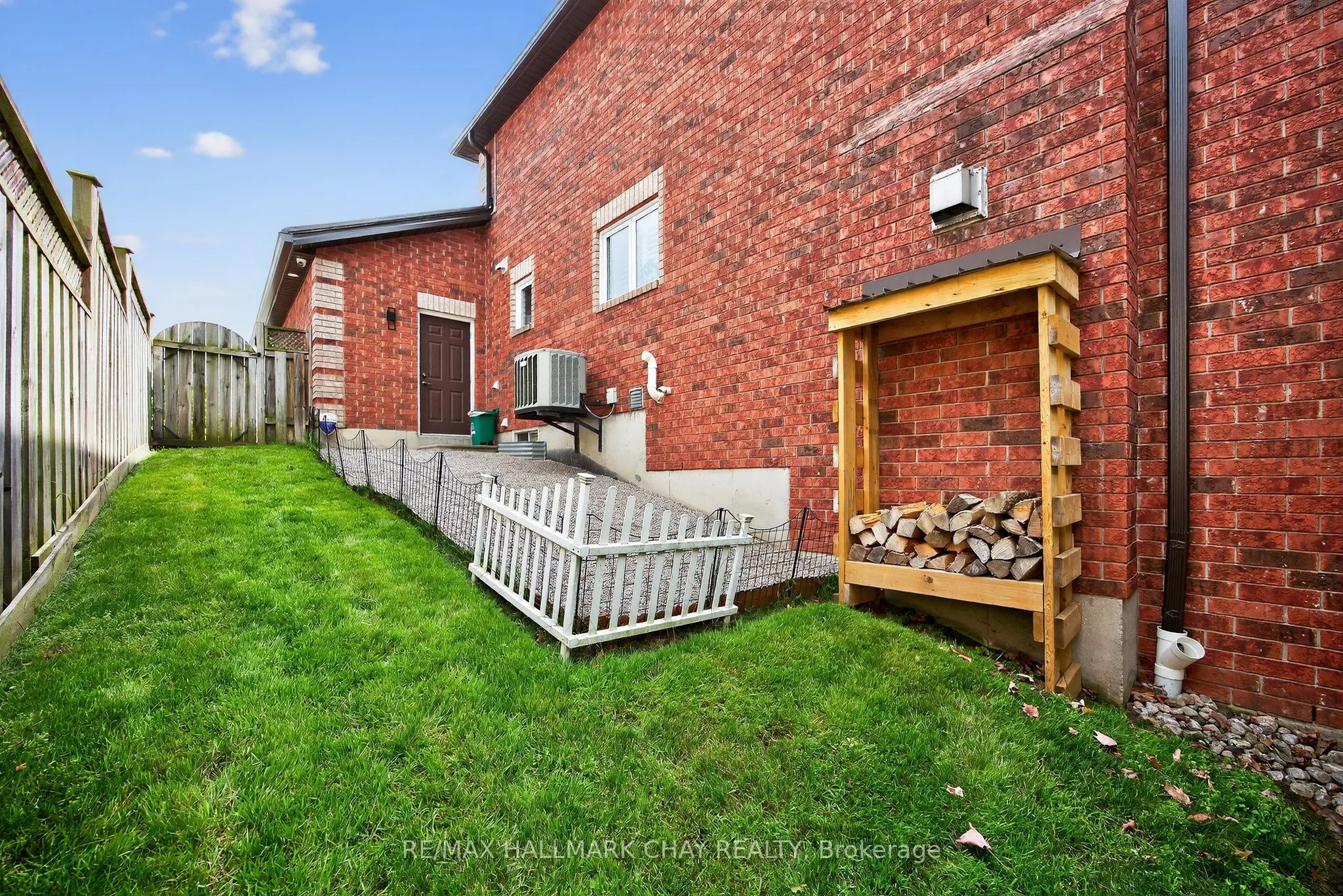32 Holly Meadow Road