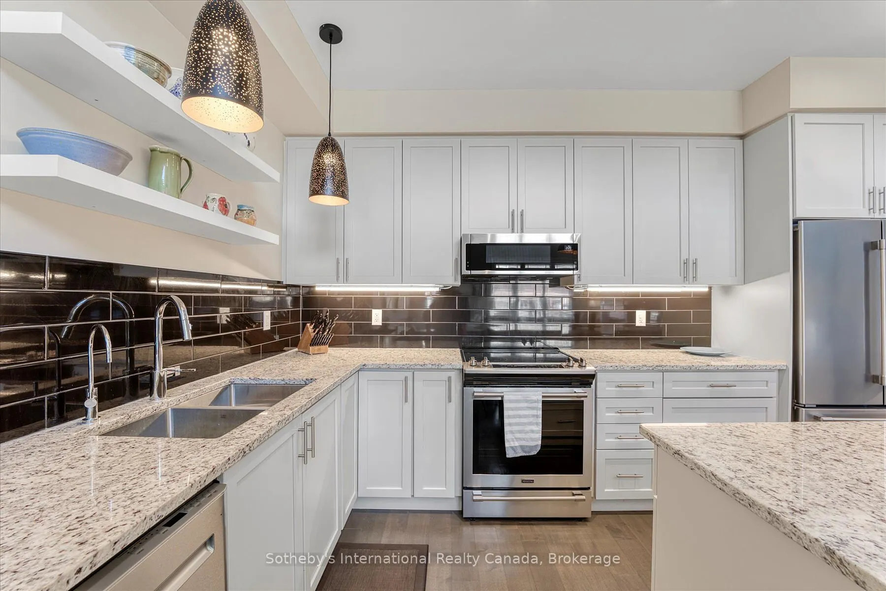 4 Emerson Mews, #13