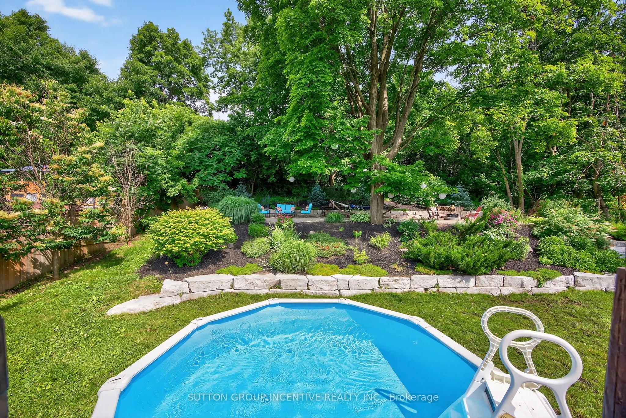 1084 Harbourview Drive