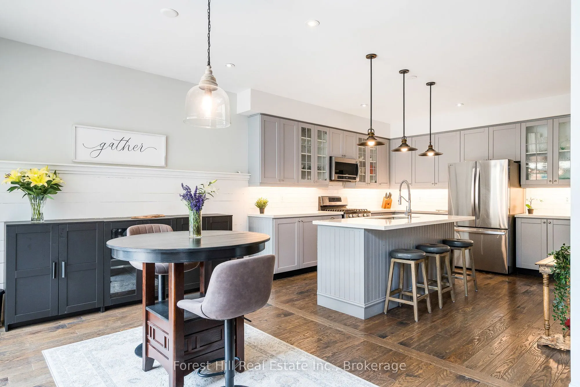 62 Silver Crescent