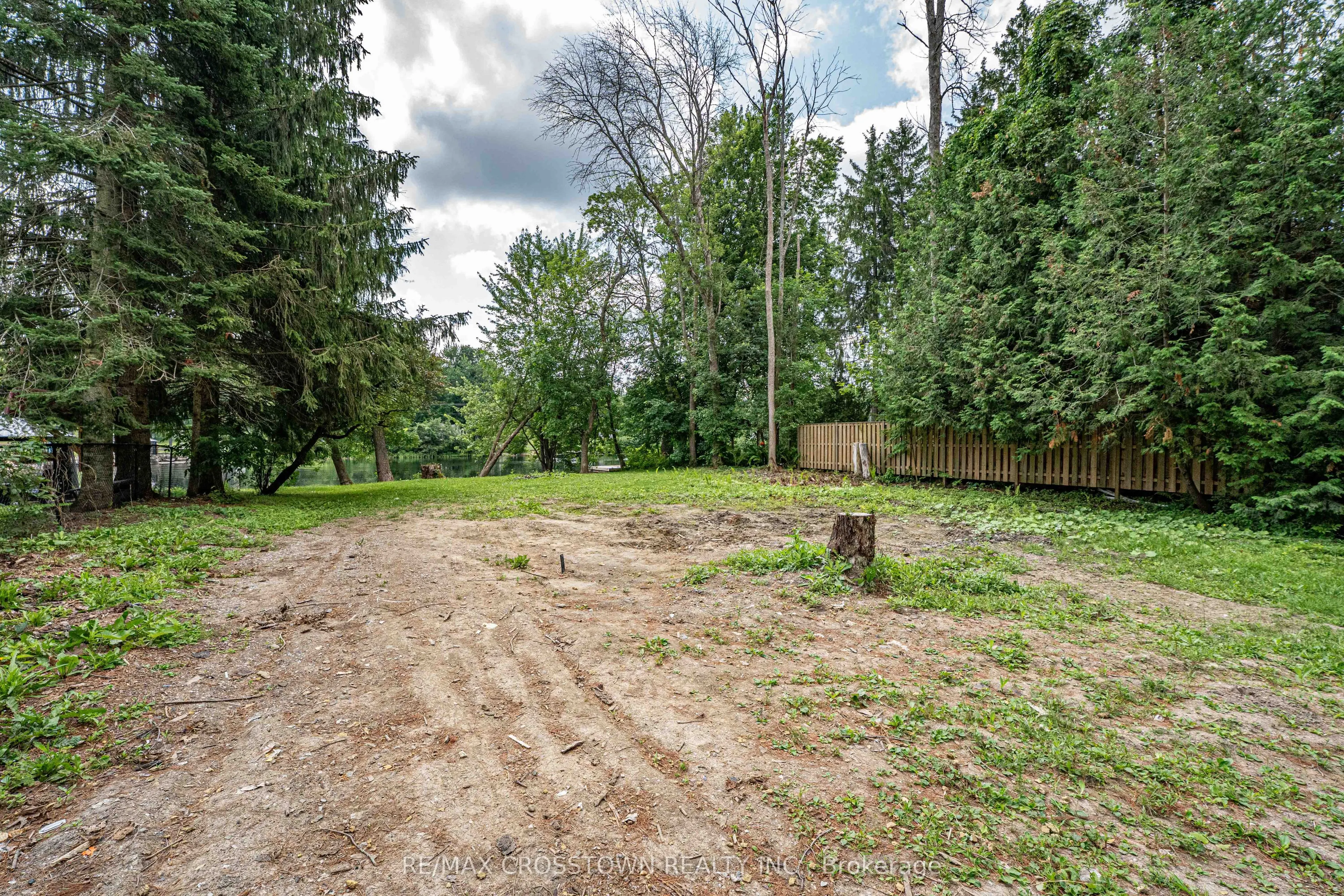 1705 Peninsula Pt Road