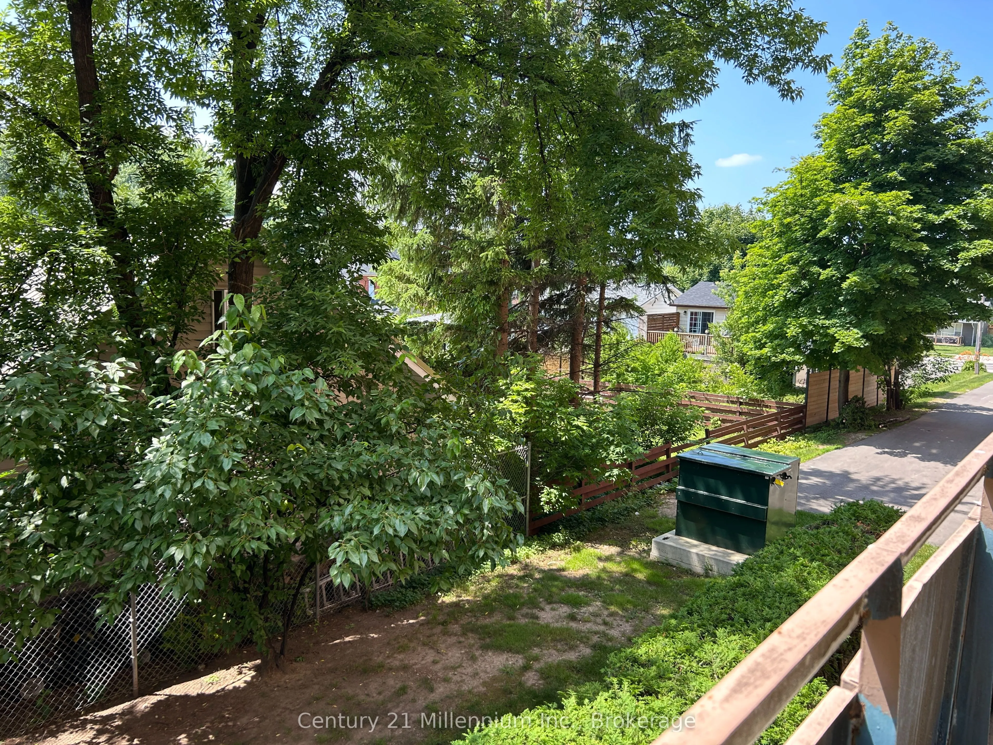 460 Ontario Street, #202