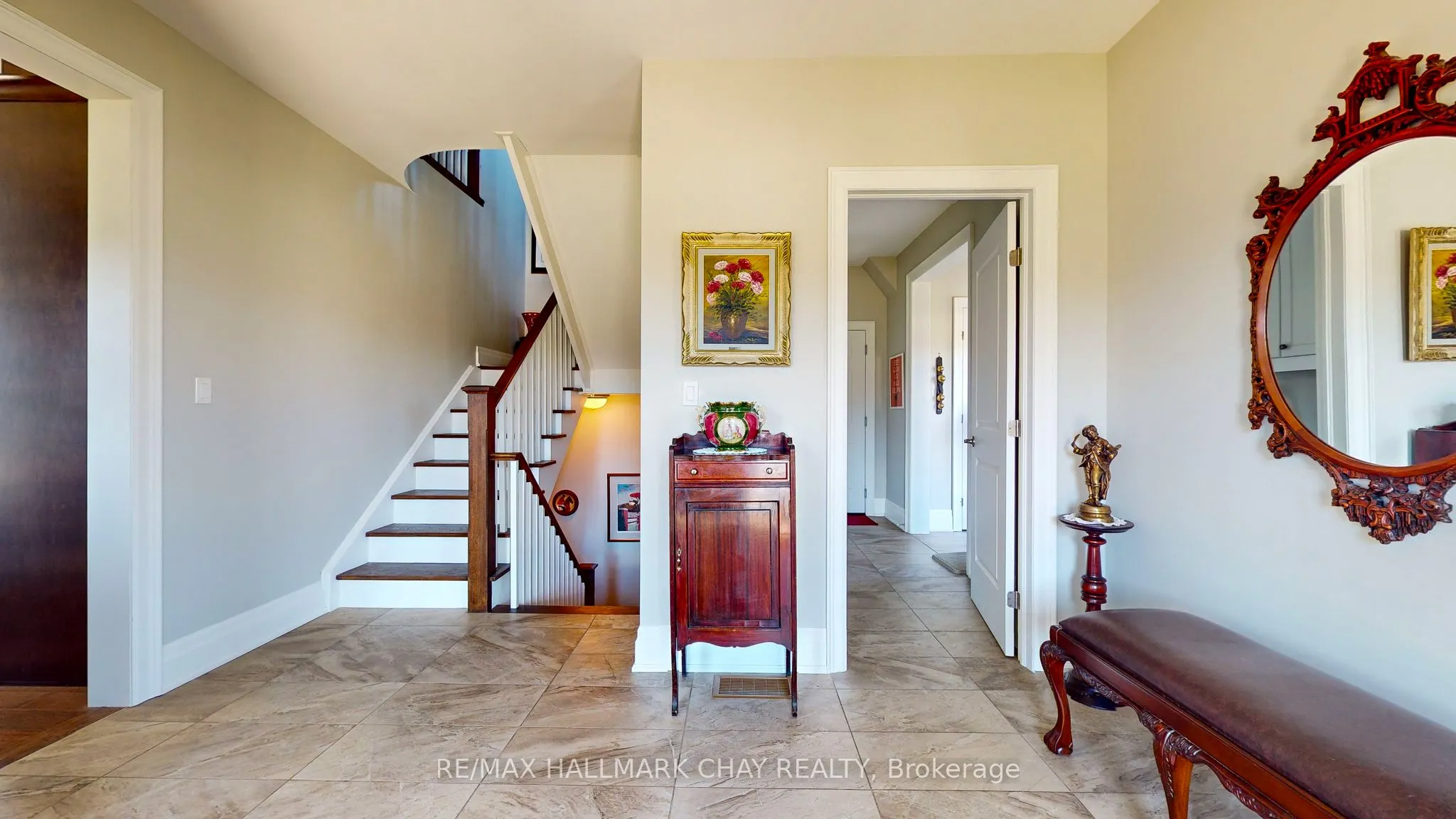 14 Georgian Grande Drive