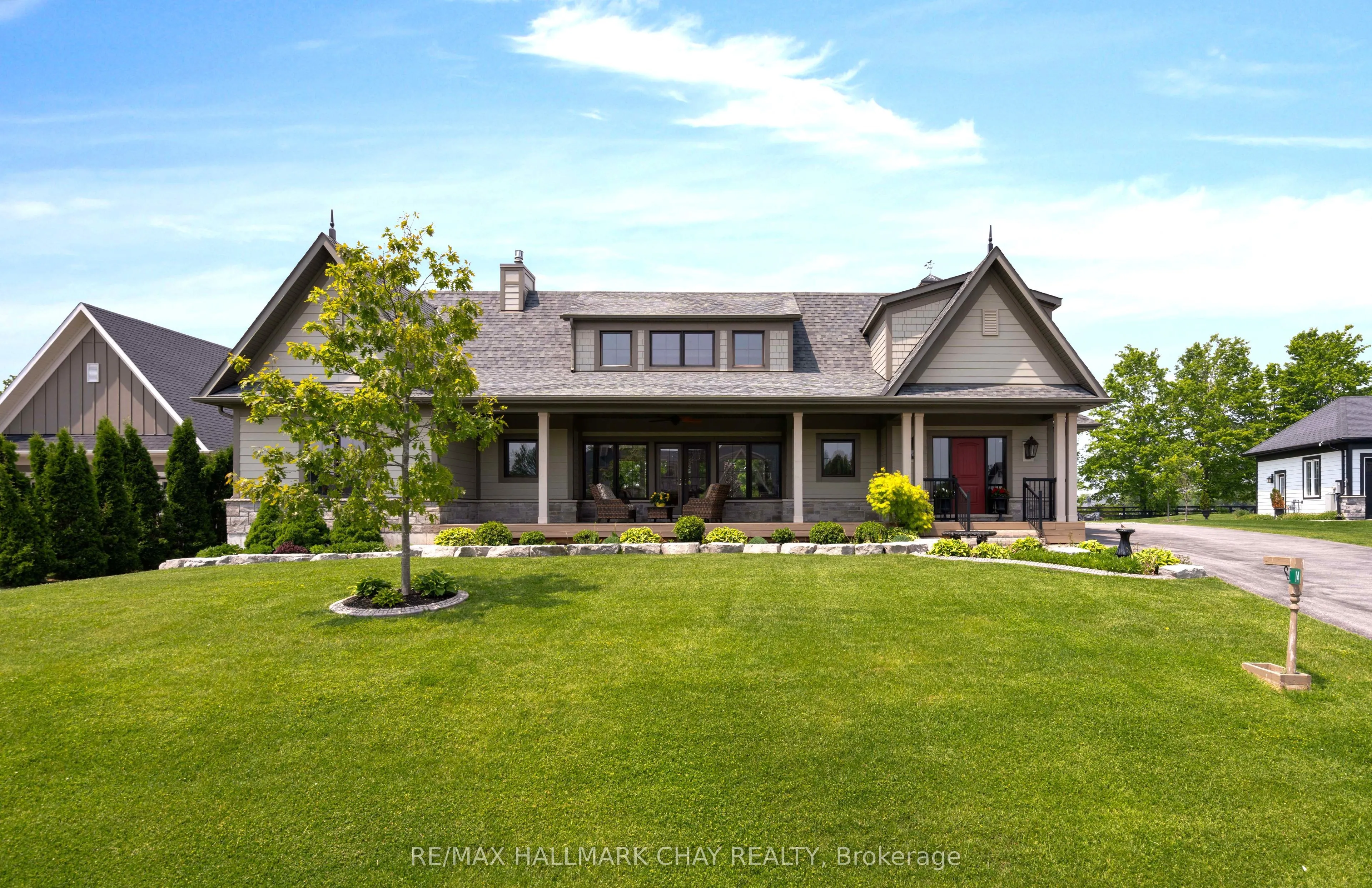 14 Georgian Grande Drive