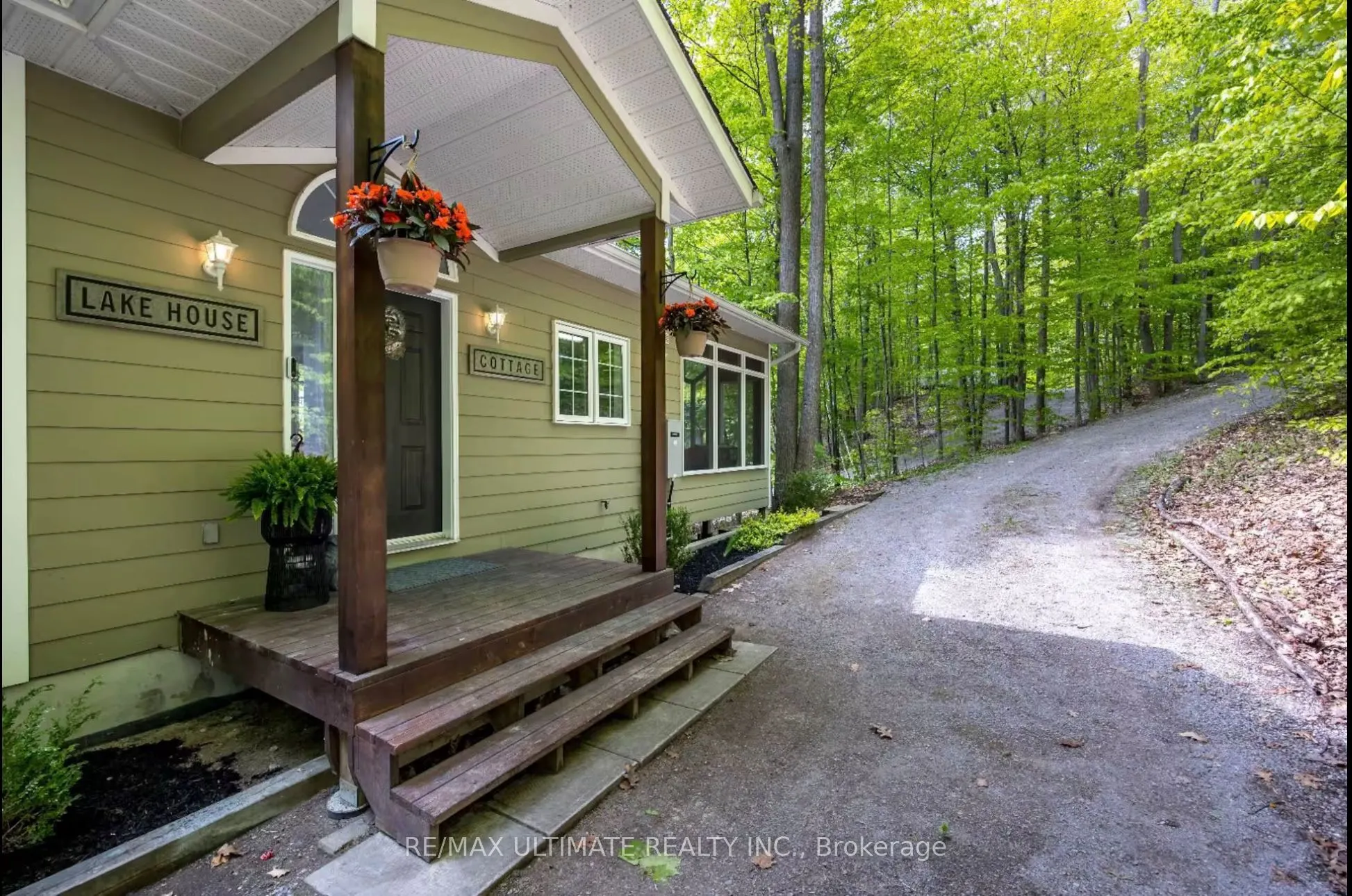 157 Farlain Lake Road W