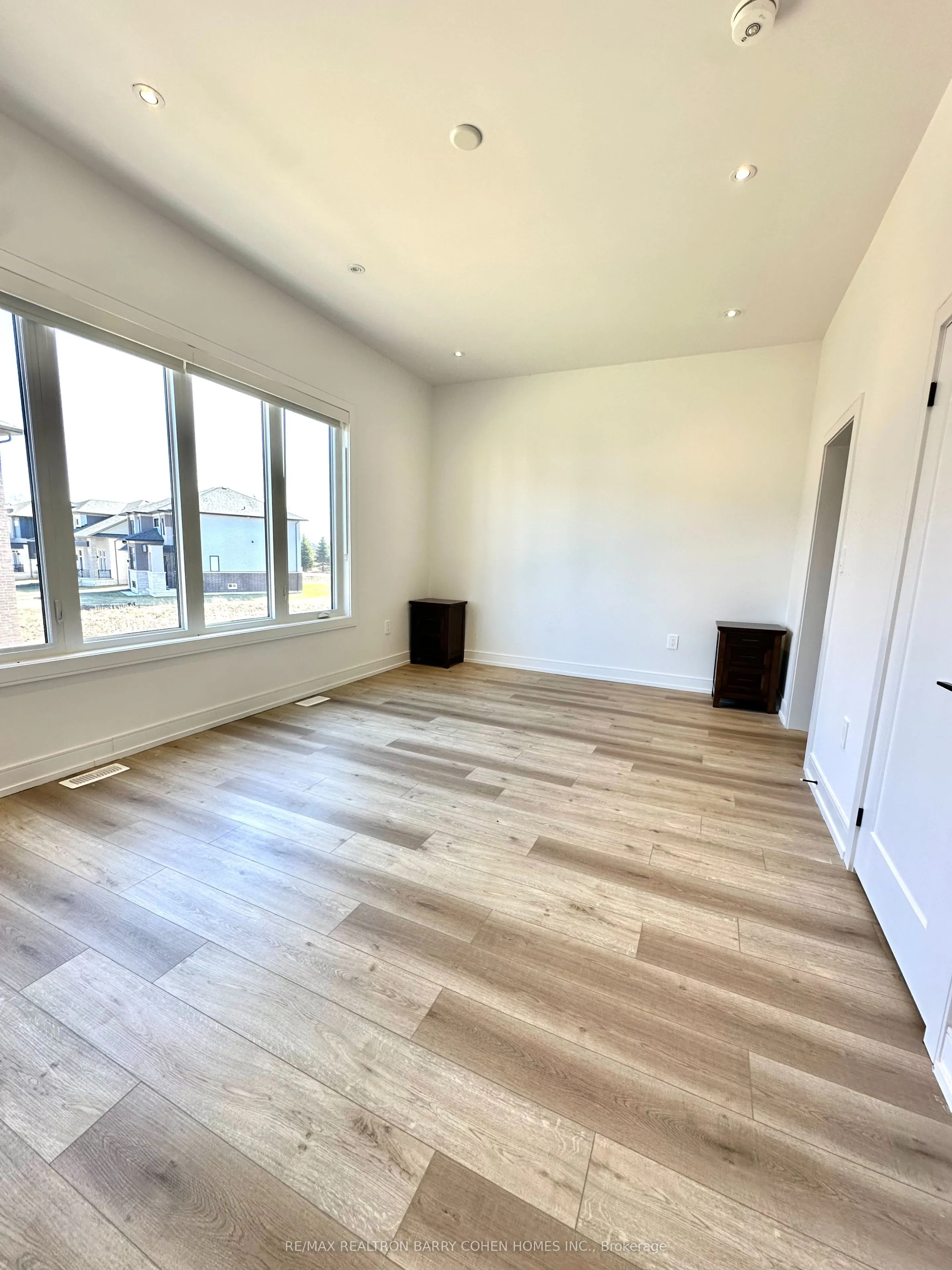 3706 Quayside Drive