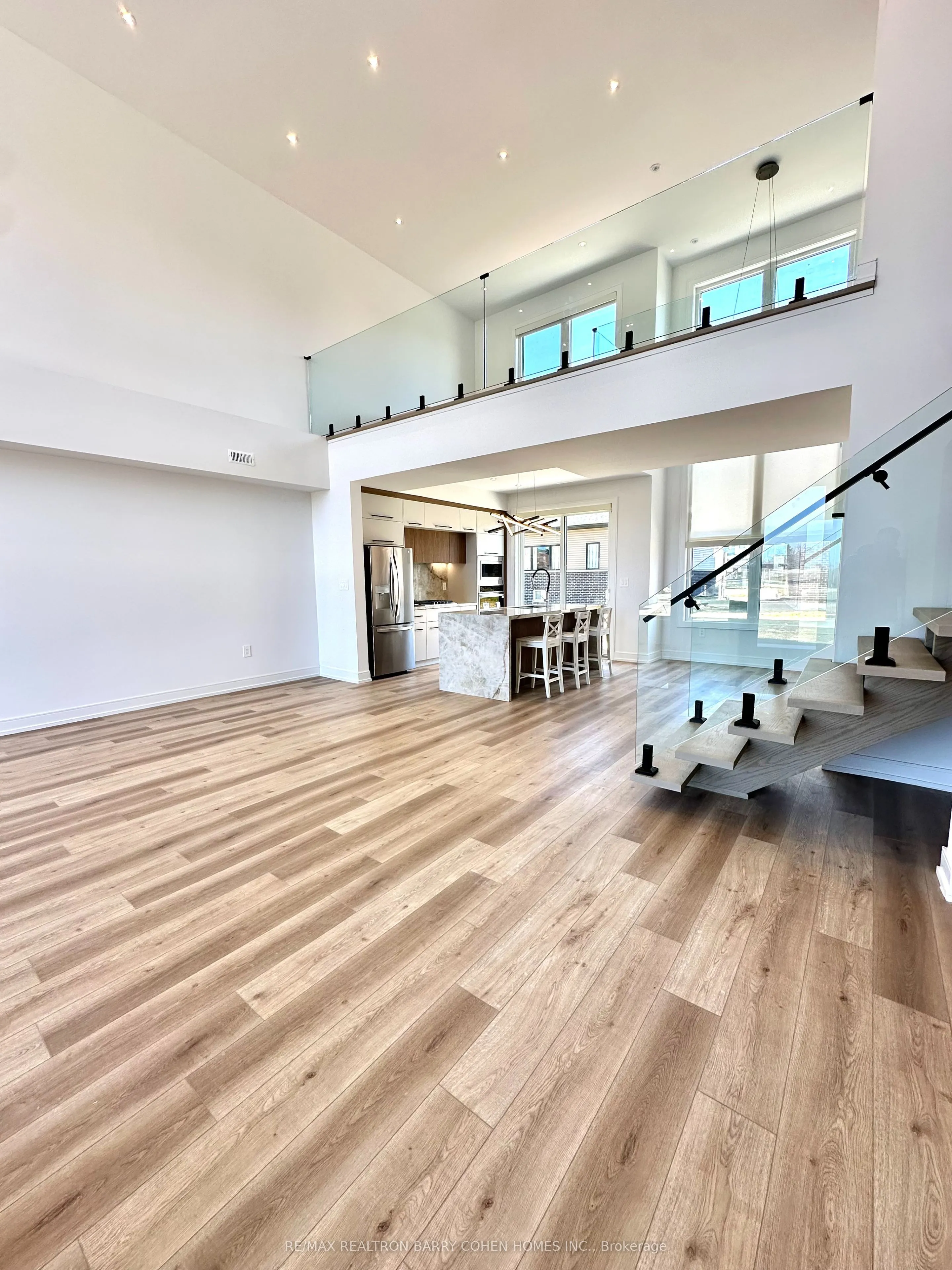 3706 Quayside Drive
