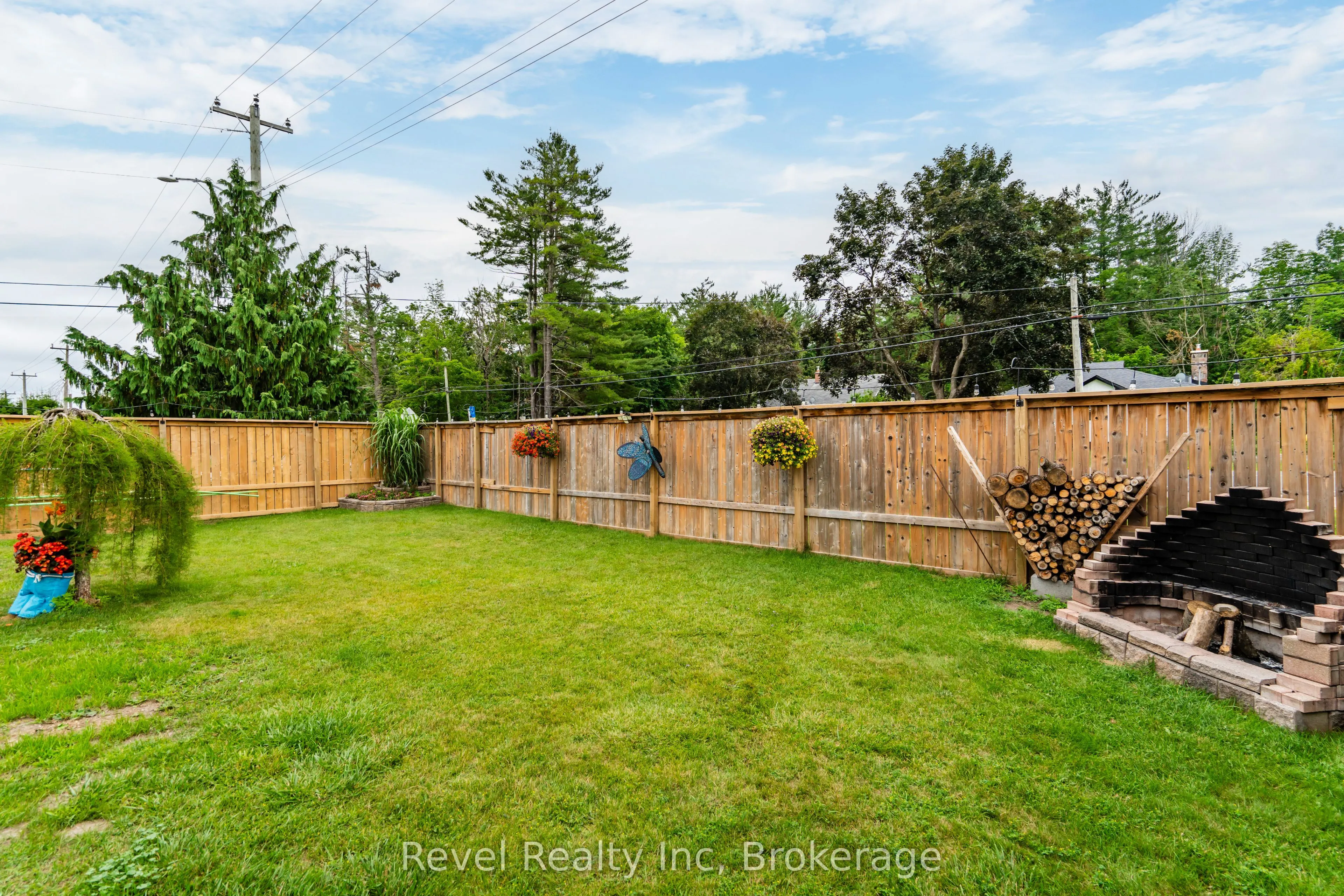 10 Jamieson Crescent