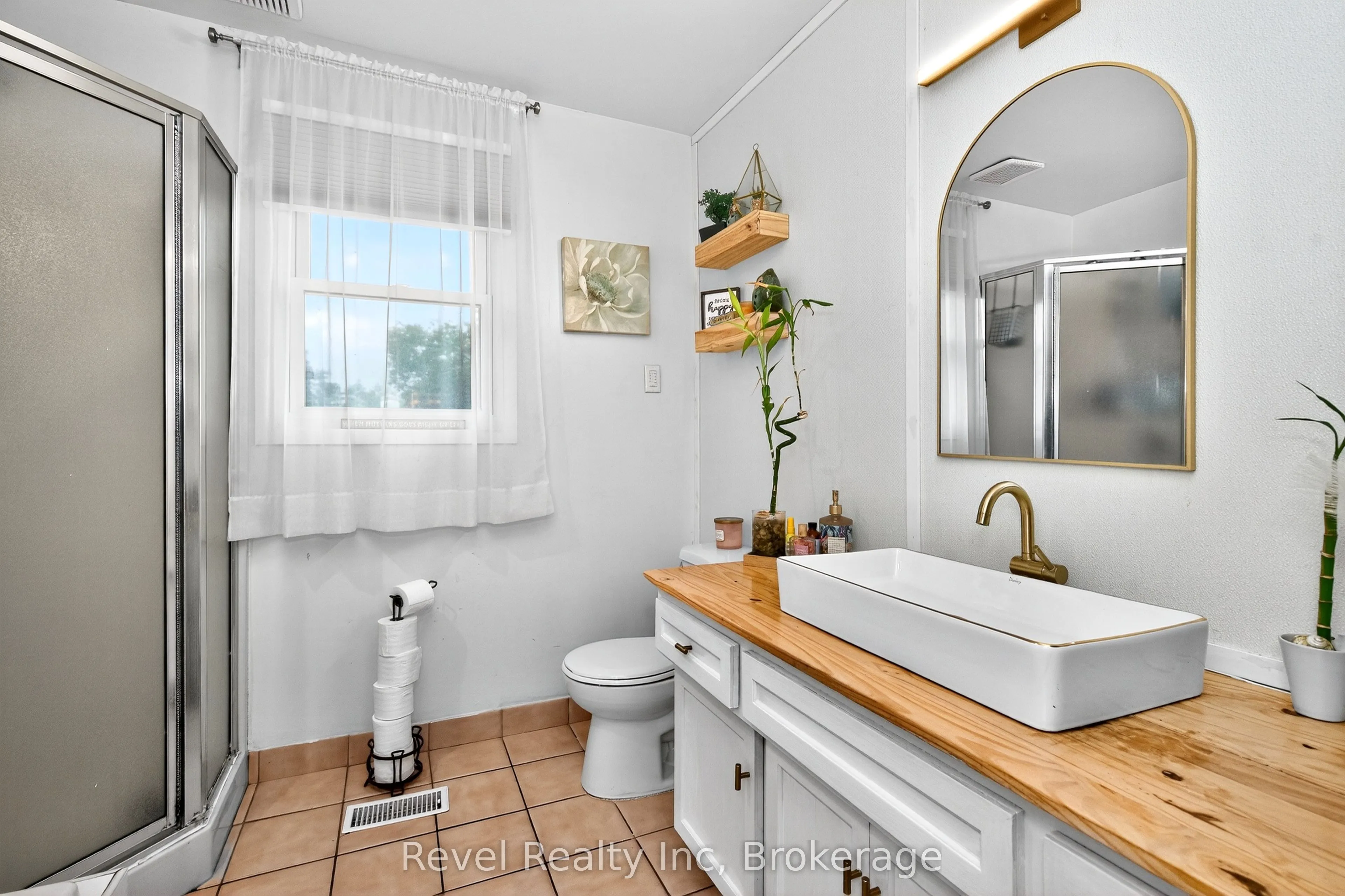 10 Jamieson Crescent
