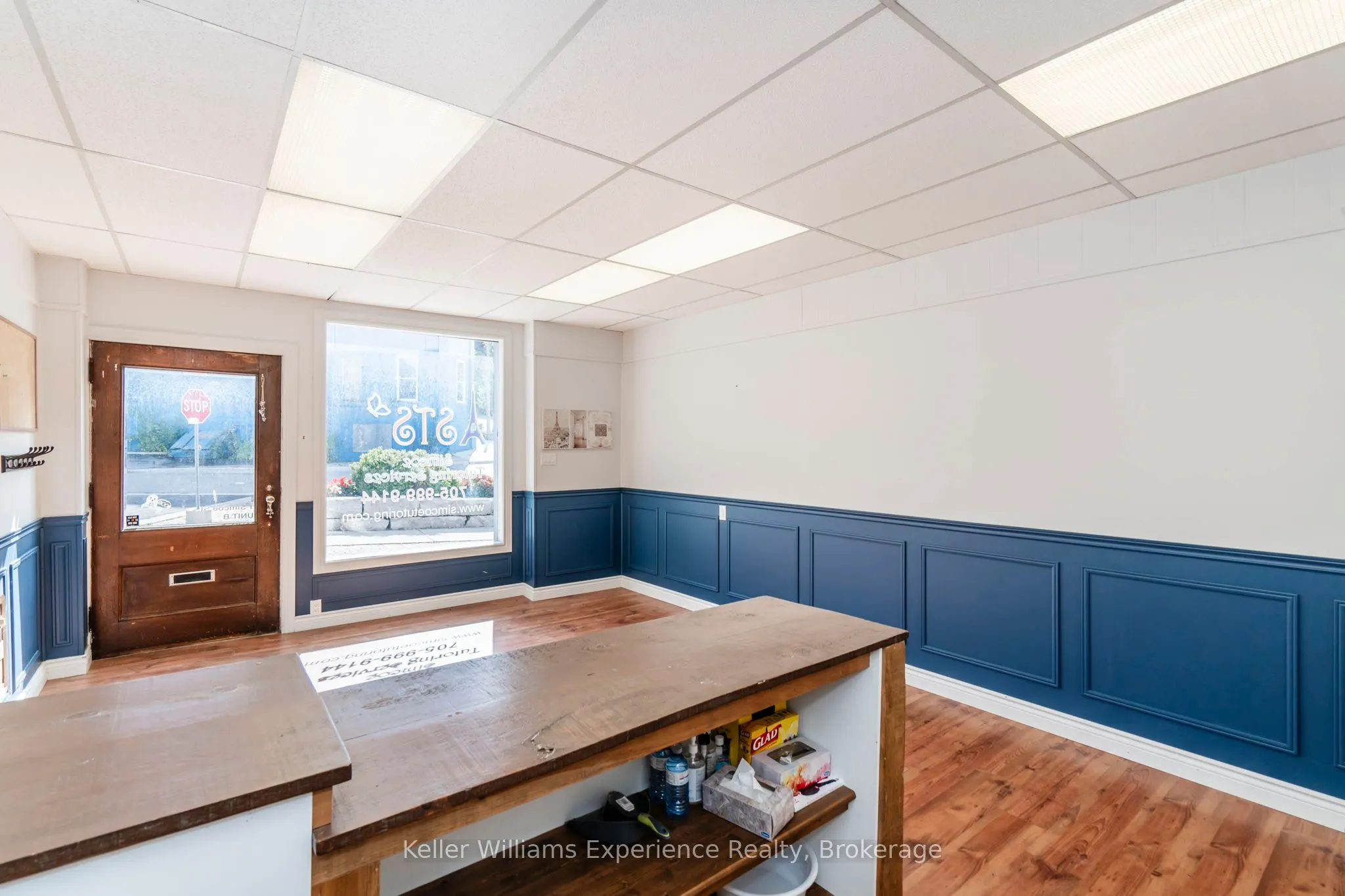 1 Simcoe Street