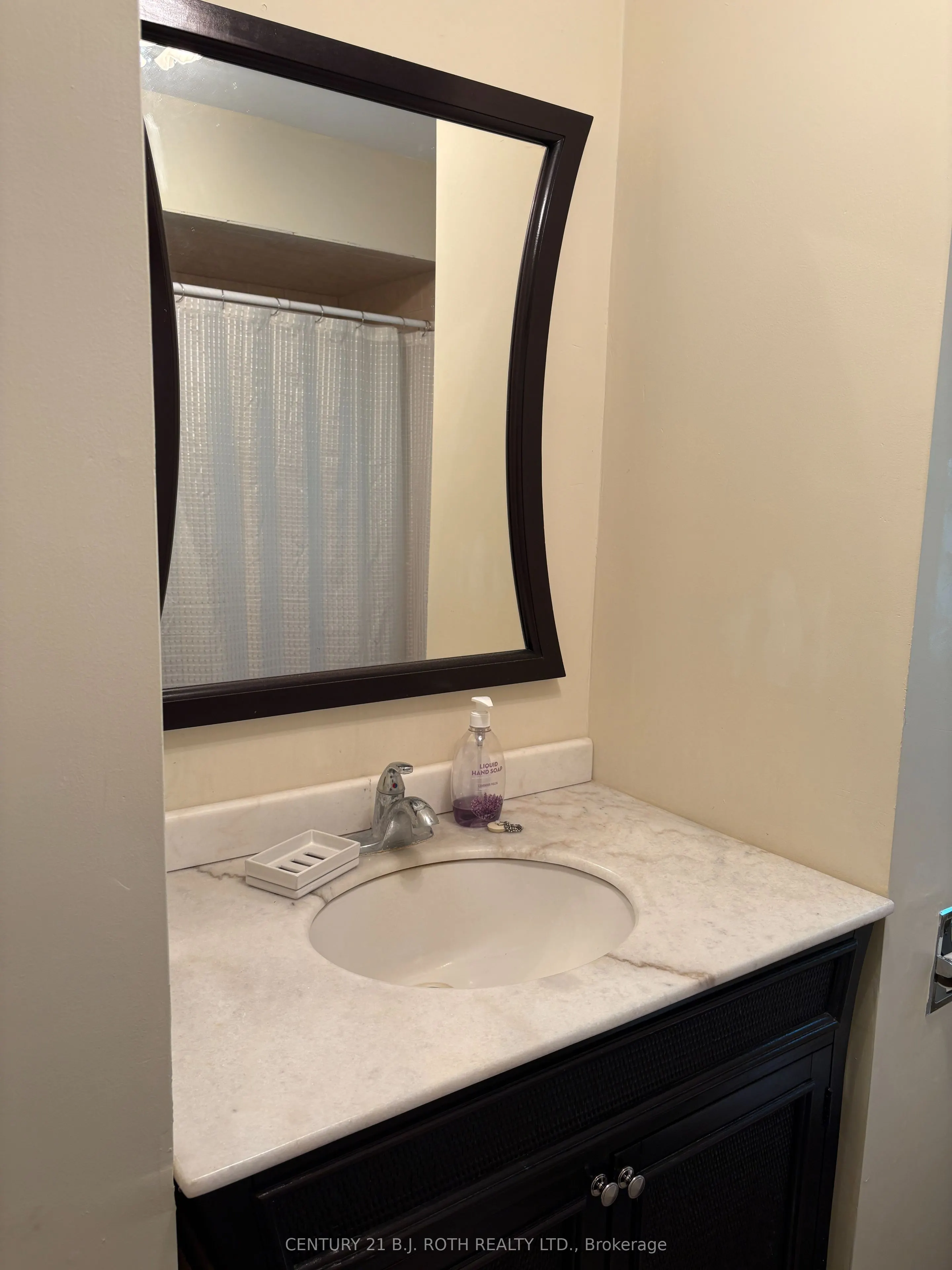 5216 90 County Road, #81