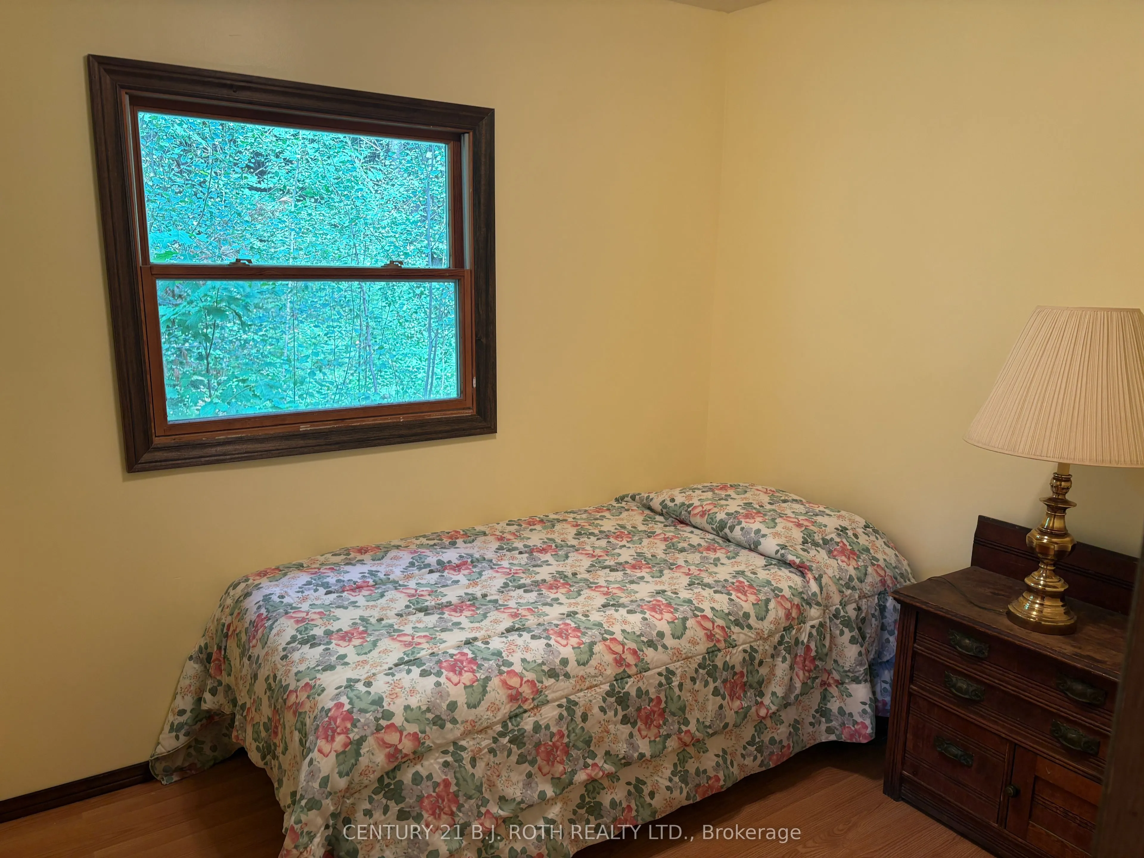 5216 90 County Road, #81