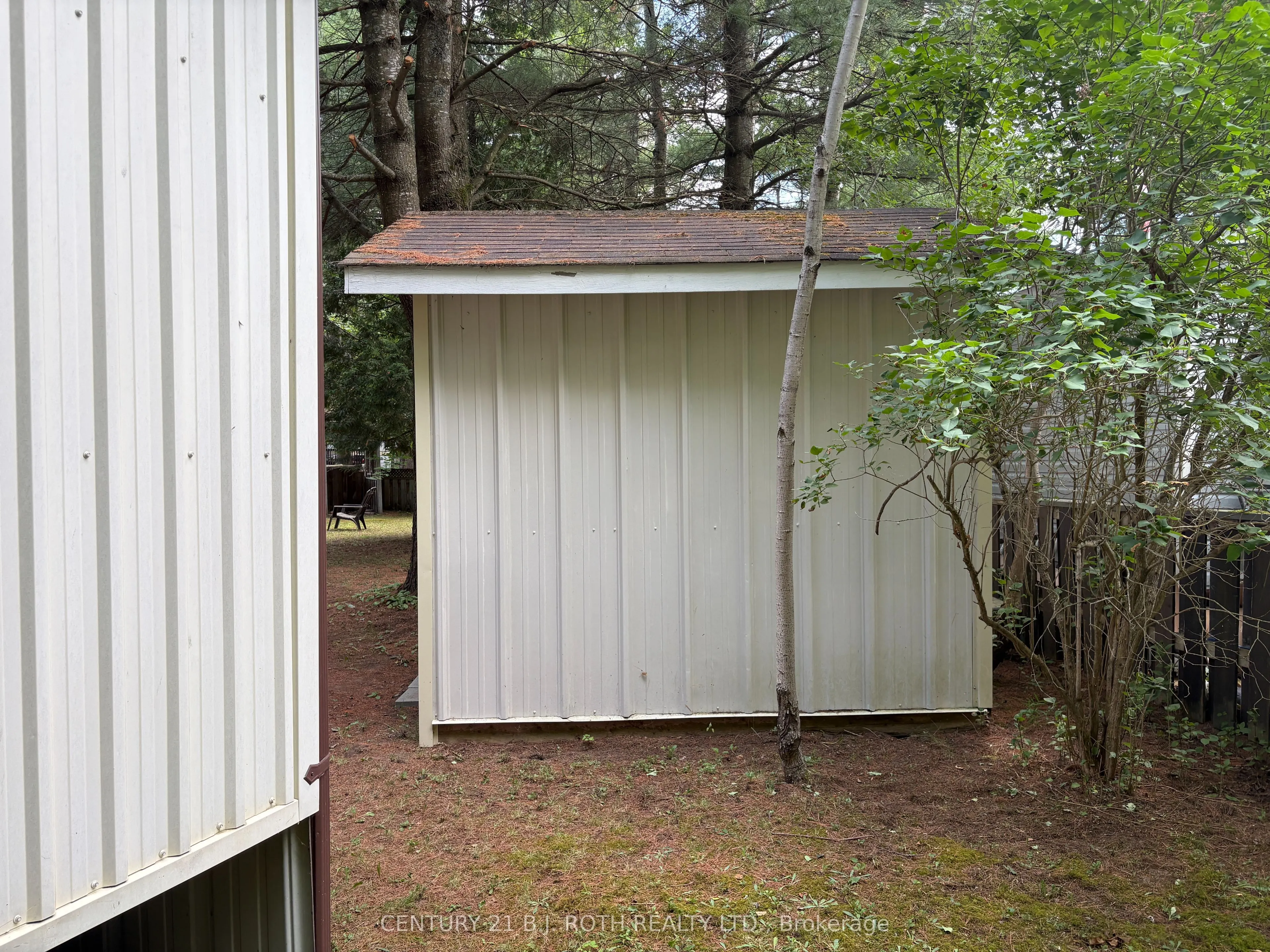 5216 90 County Road, #81