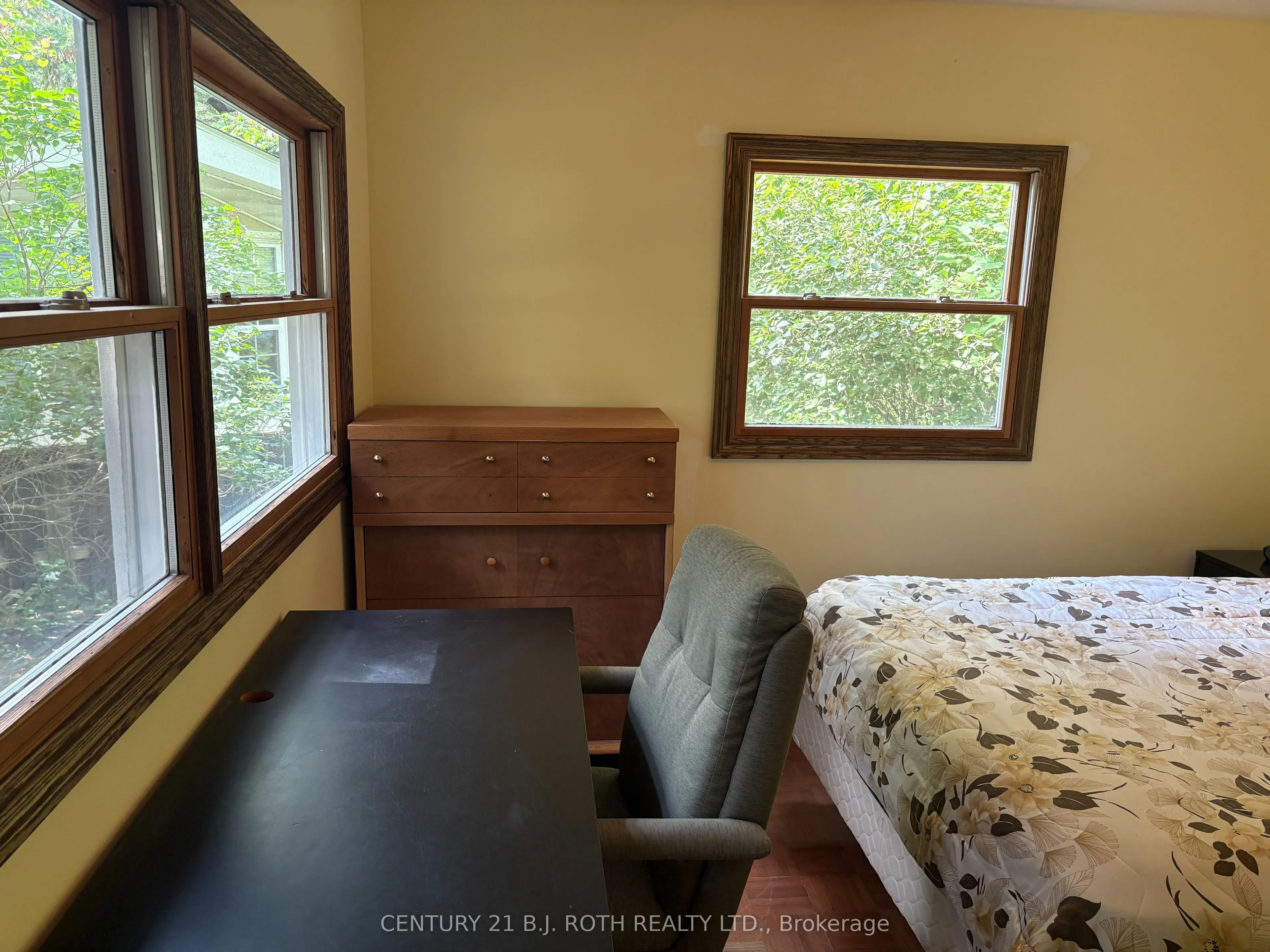 5216 90 County Road, #81