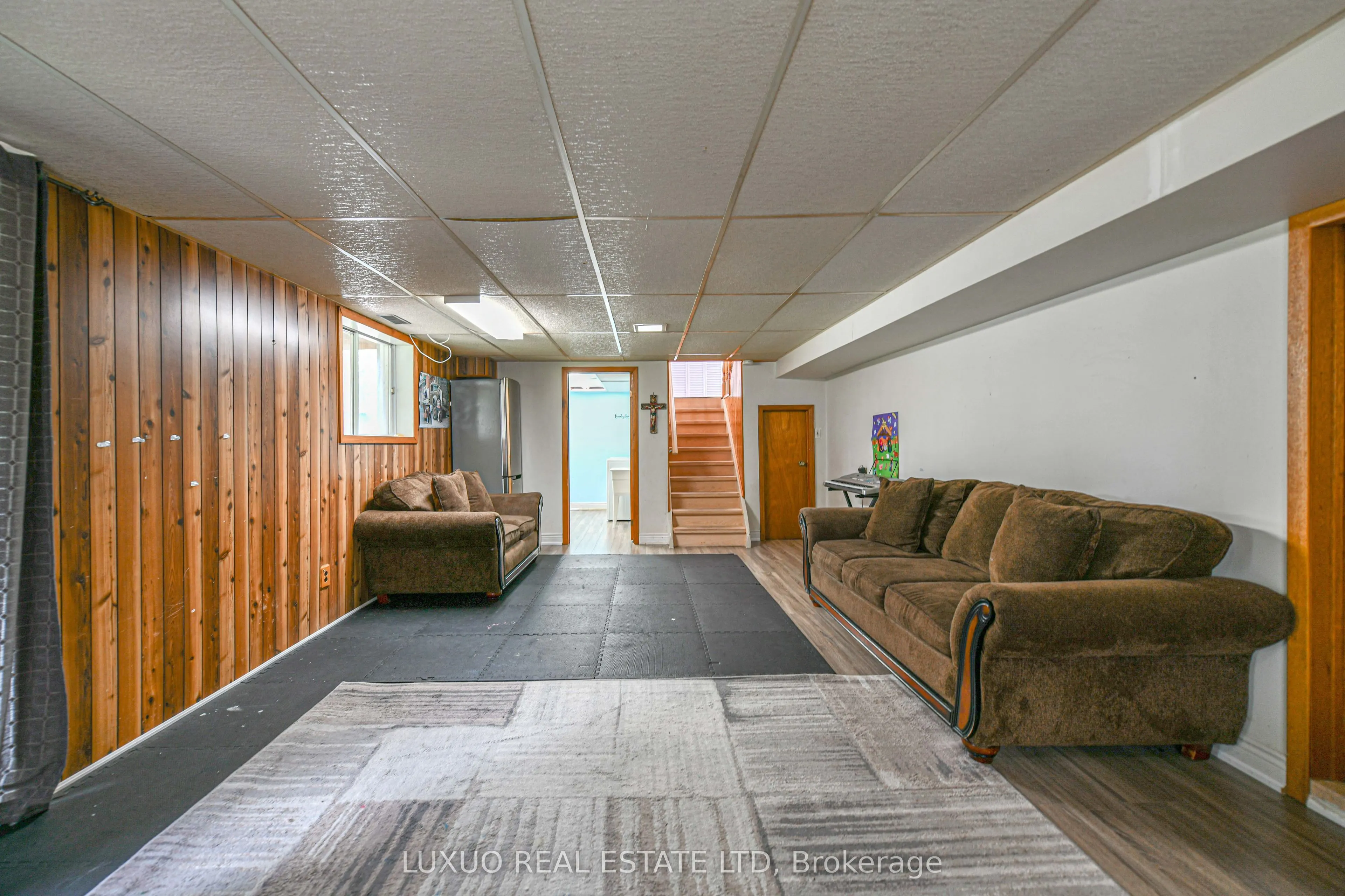 275 Barrie Road