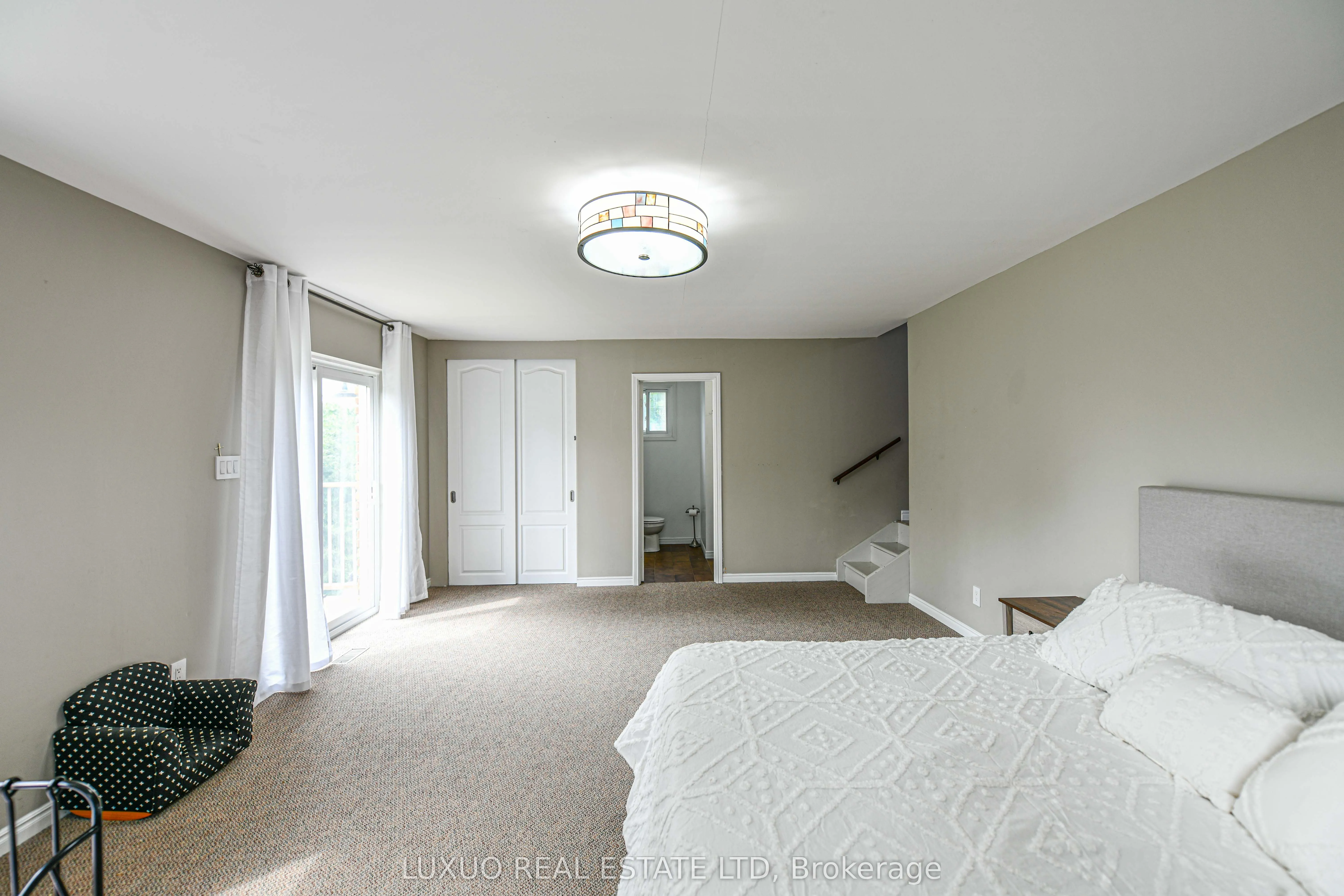 275 Barrie Road