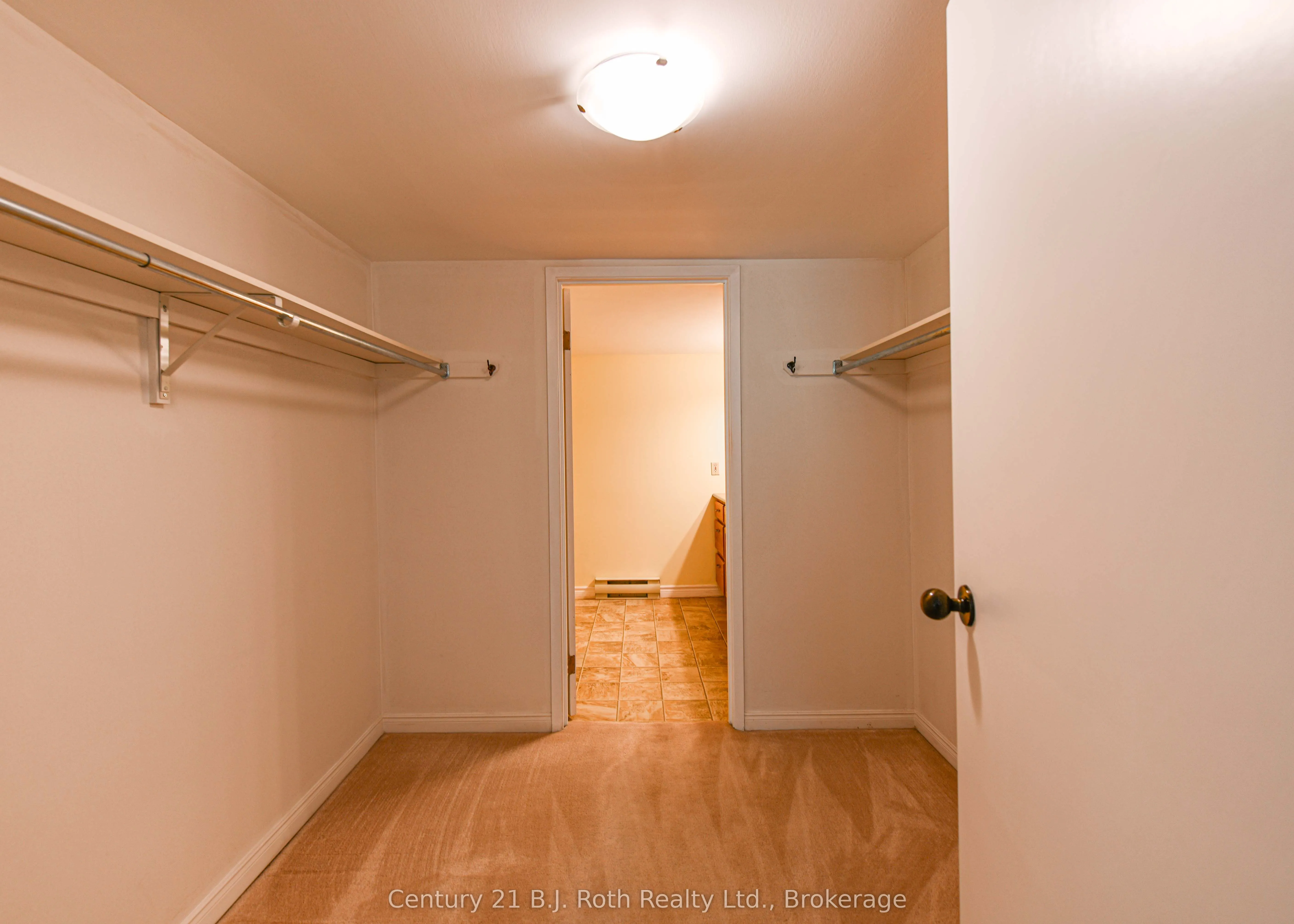 95 Matchedash Street N, #104