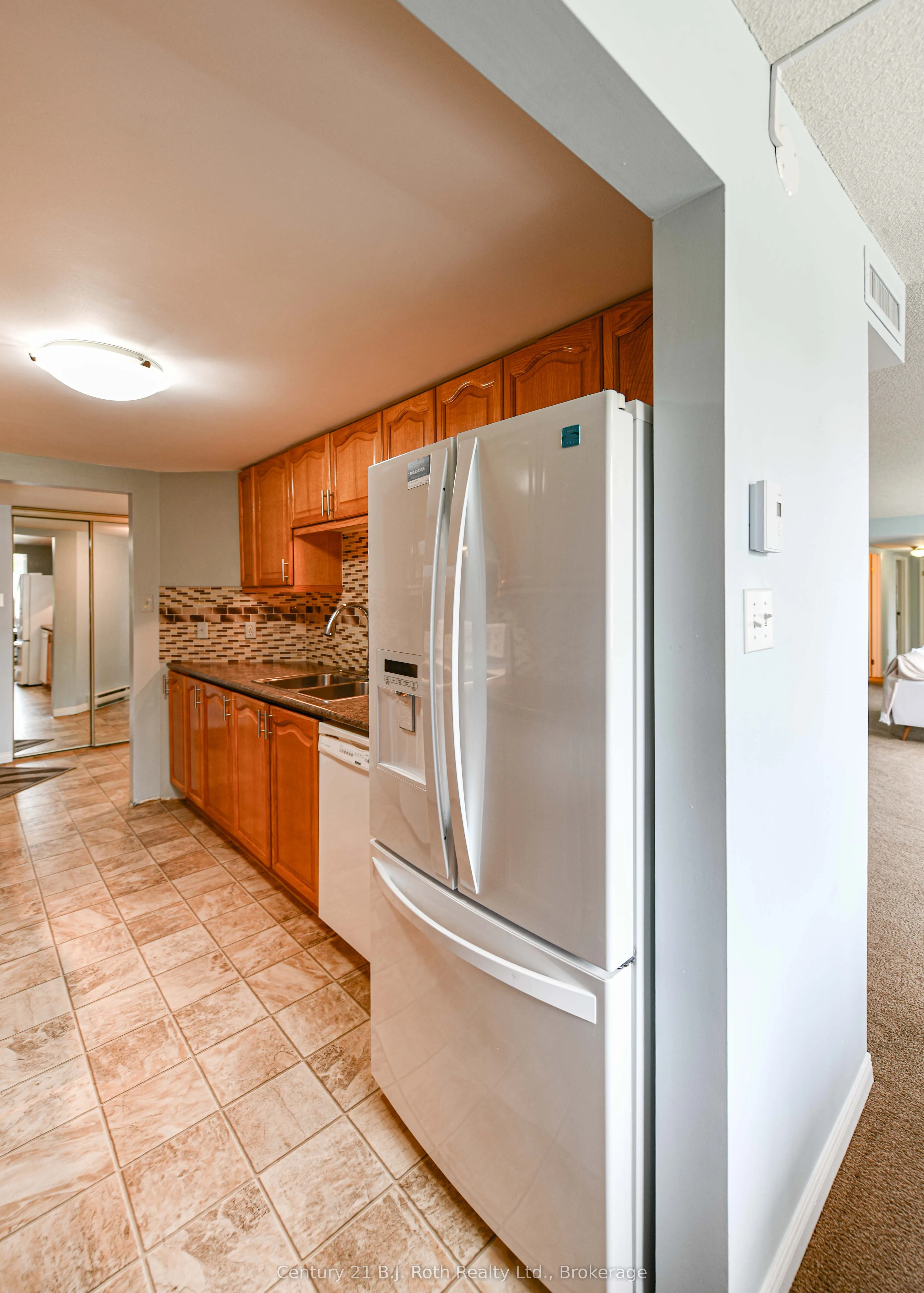 95 Matchedash Street N, #104