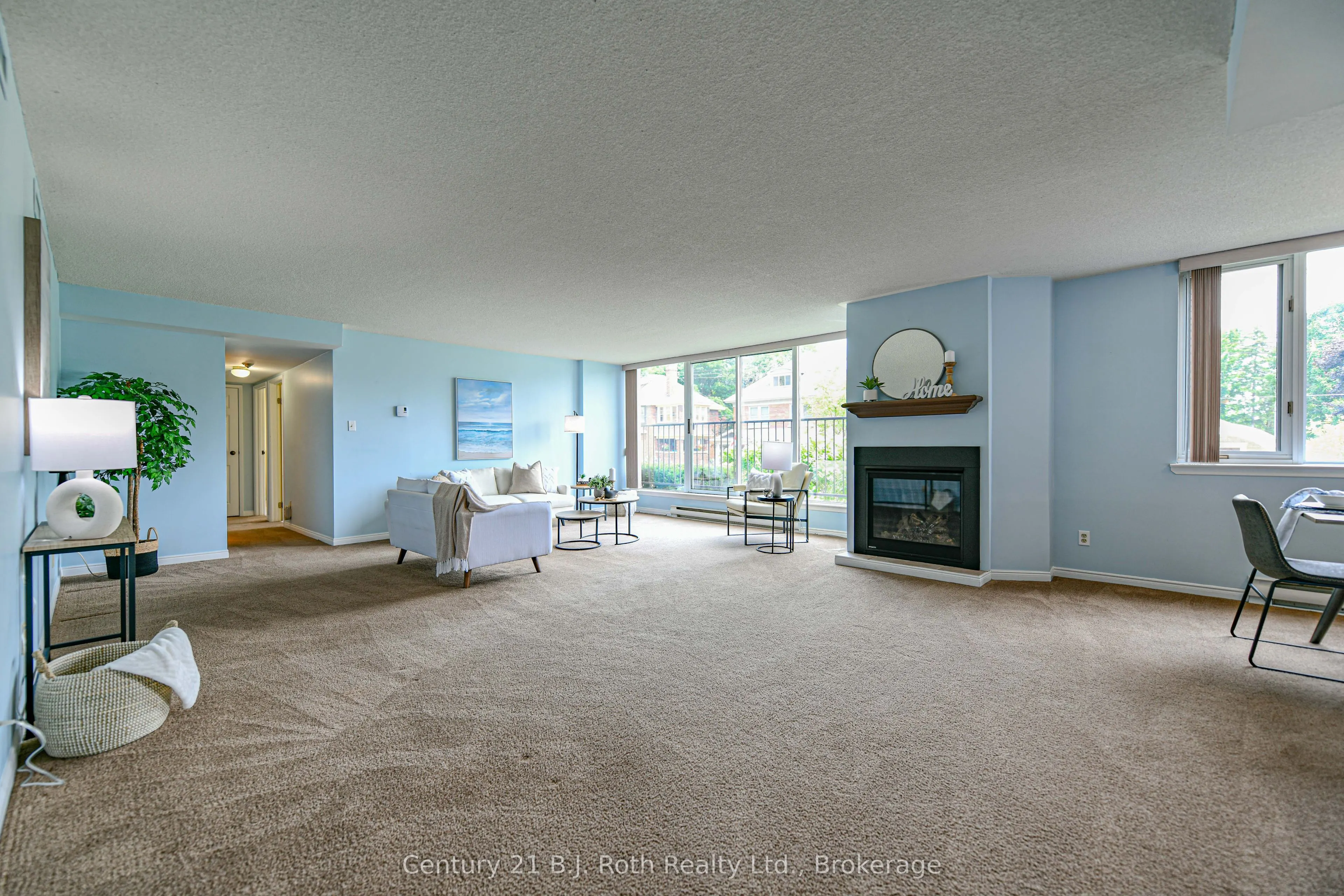 95 Matchedash Street N, #104