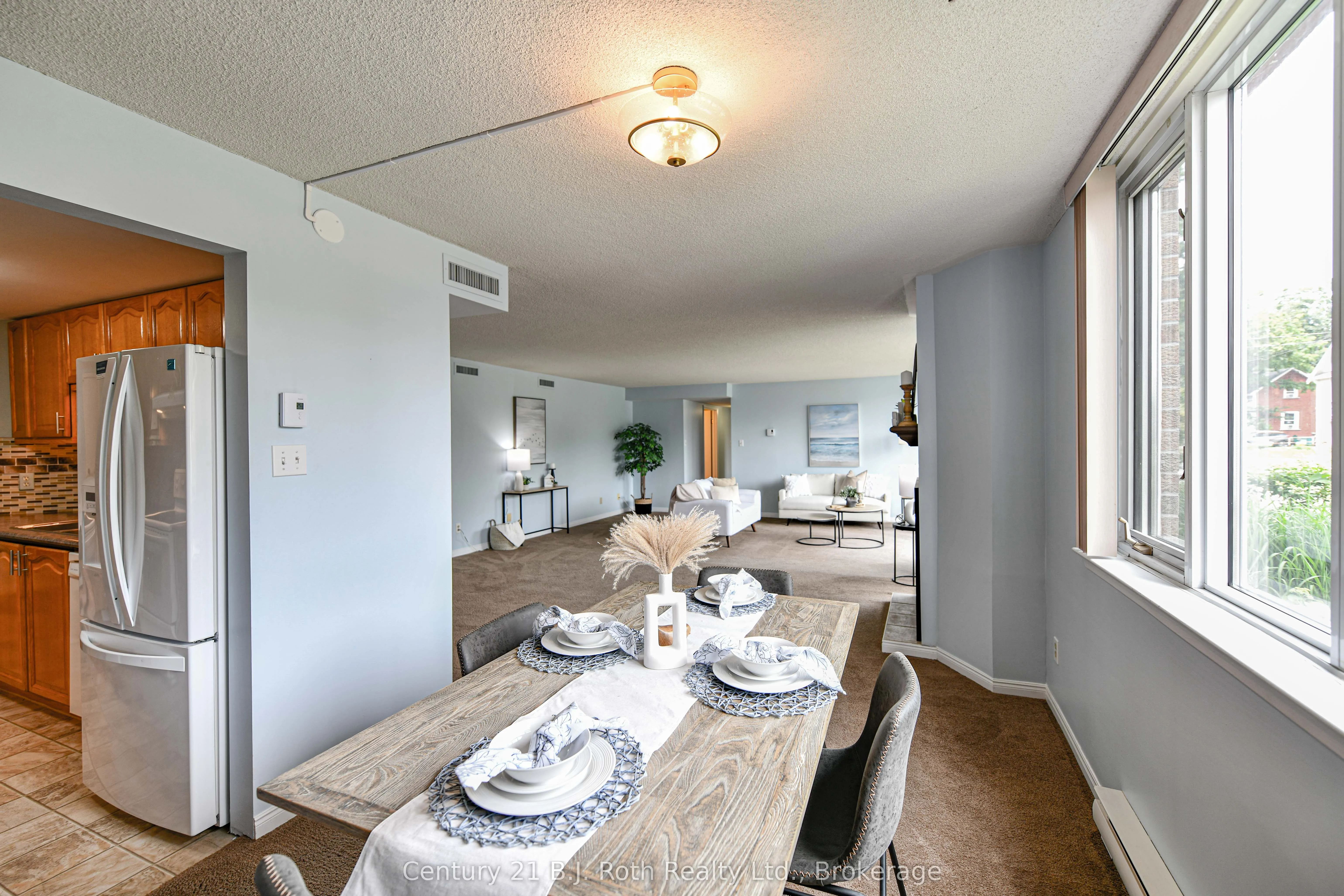 95 Matchedash Street N, #104