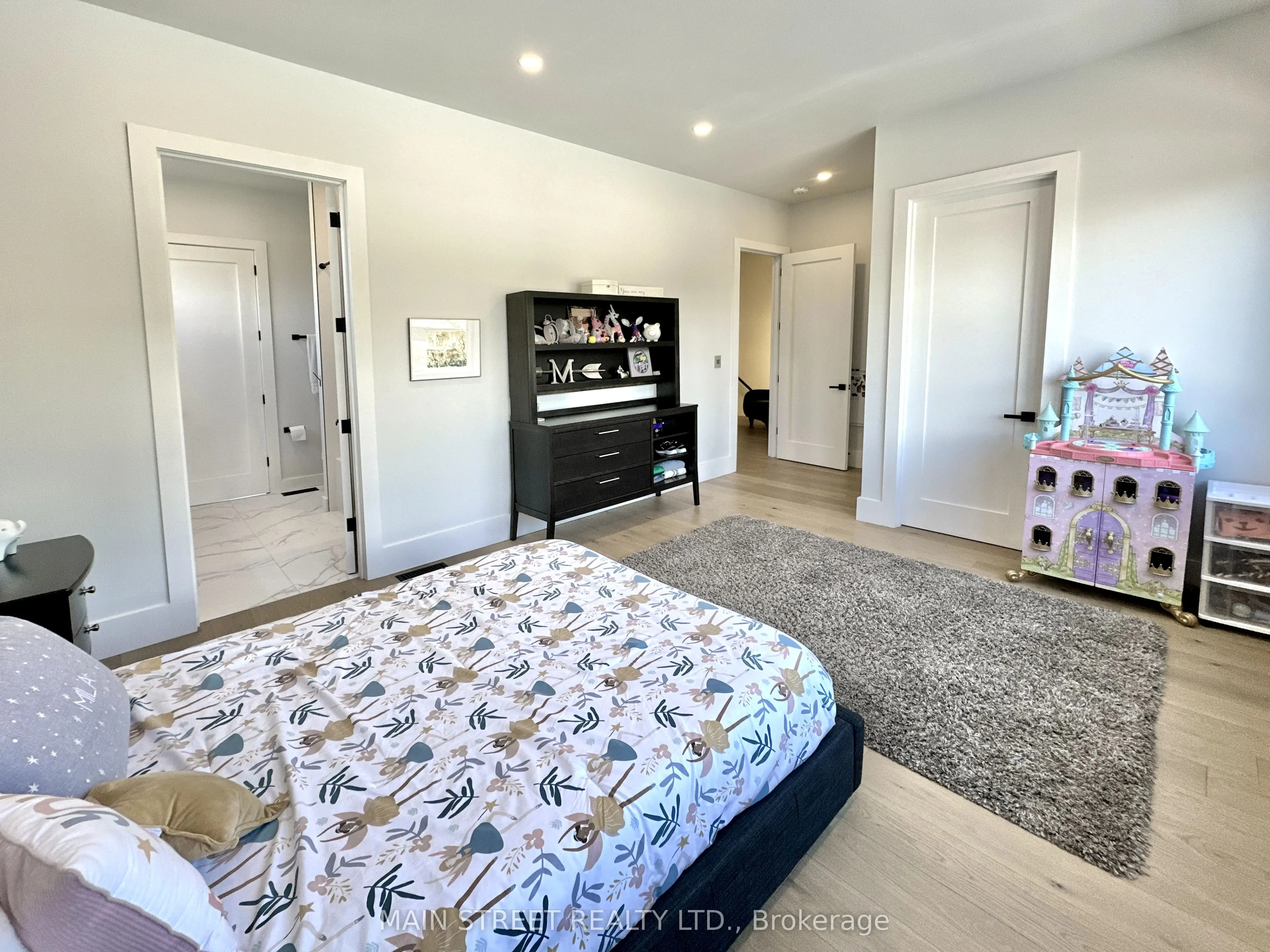 391 Codrington Street