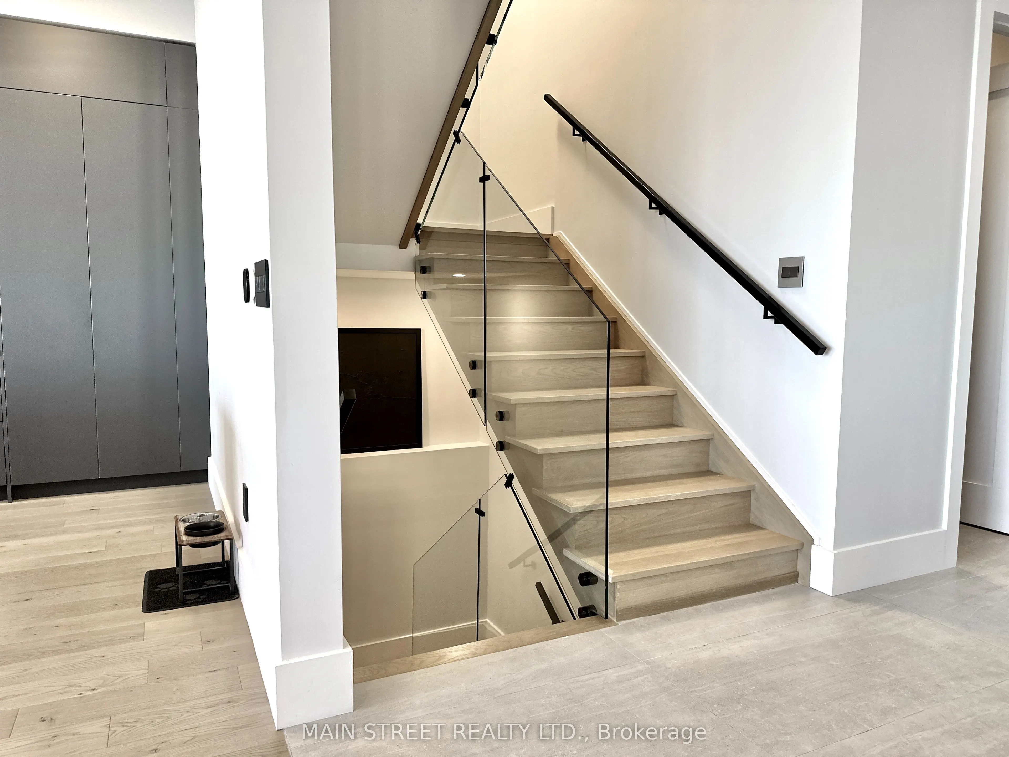 391 Codrington Street